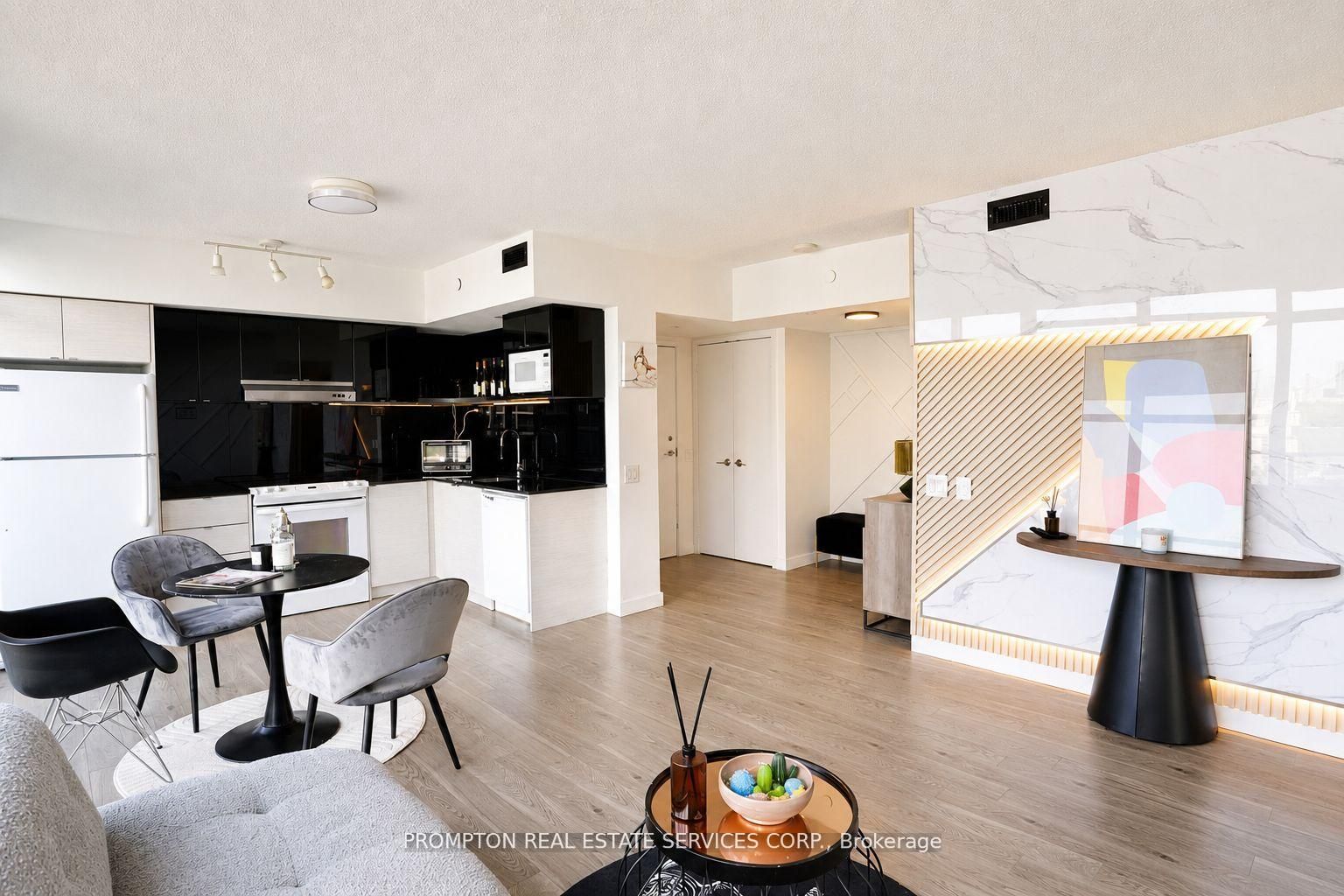 72 Esther Shiner Boulevard 717 Property Photo 27