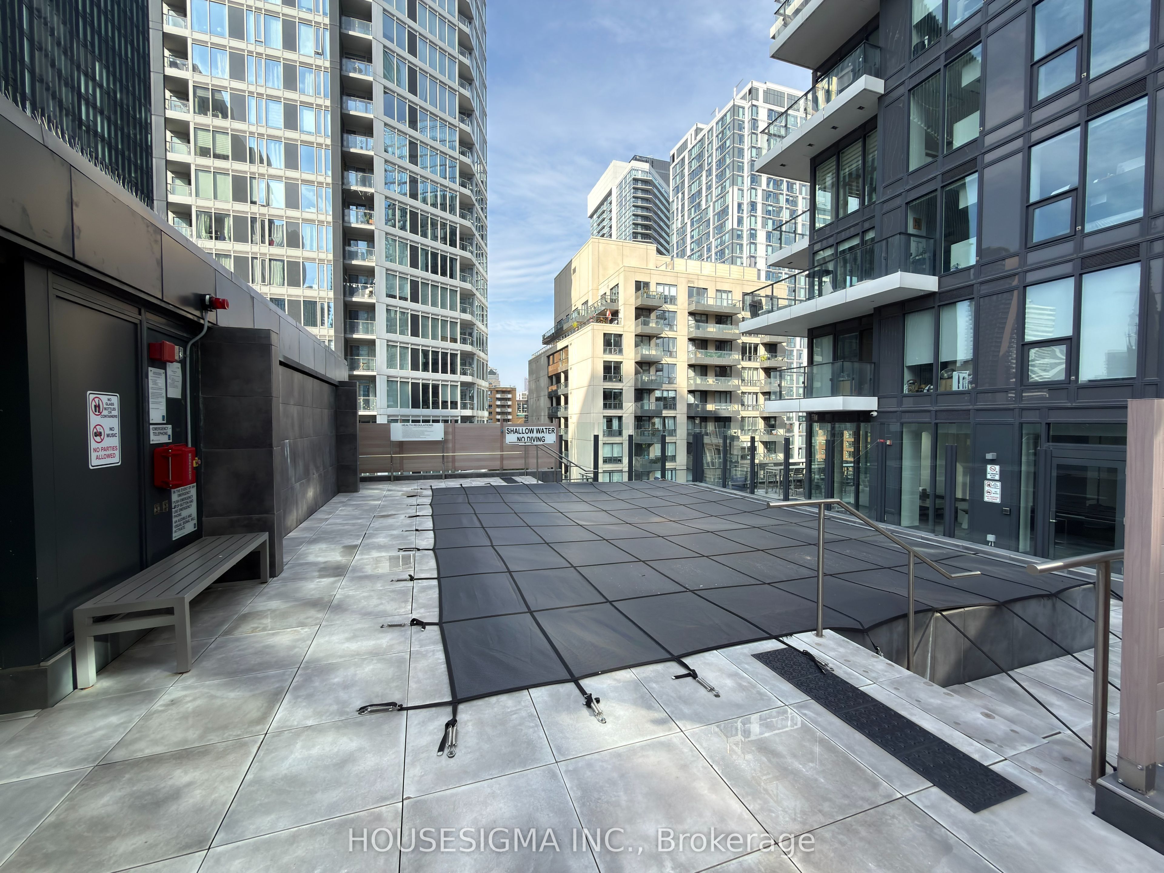 77 Shuter Street 612 Property Photo 11