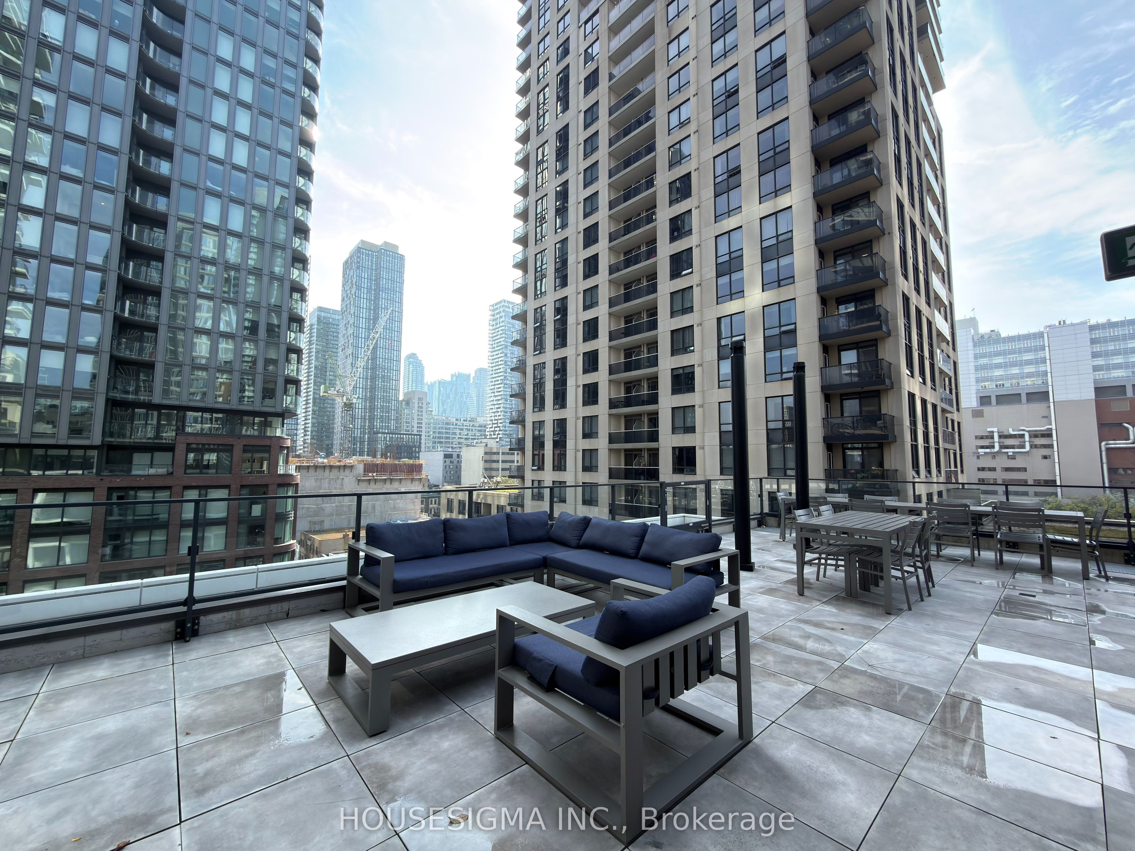 77 Shuter Street 612 Property Photo 19