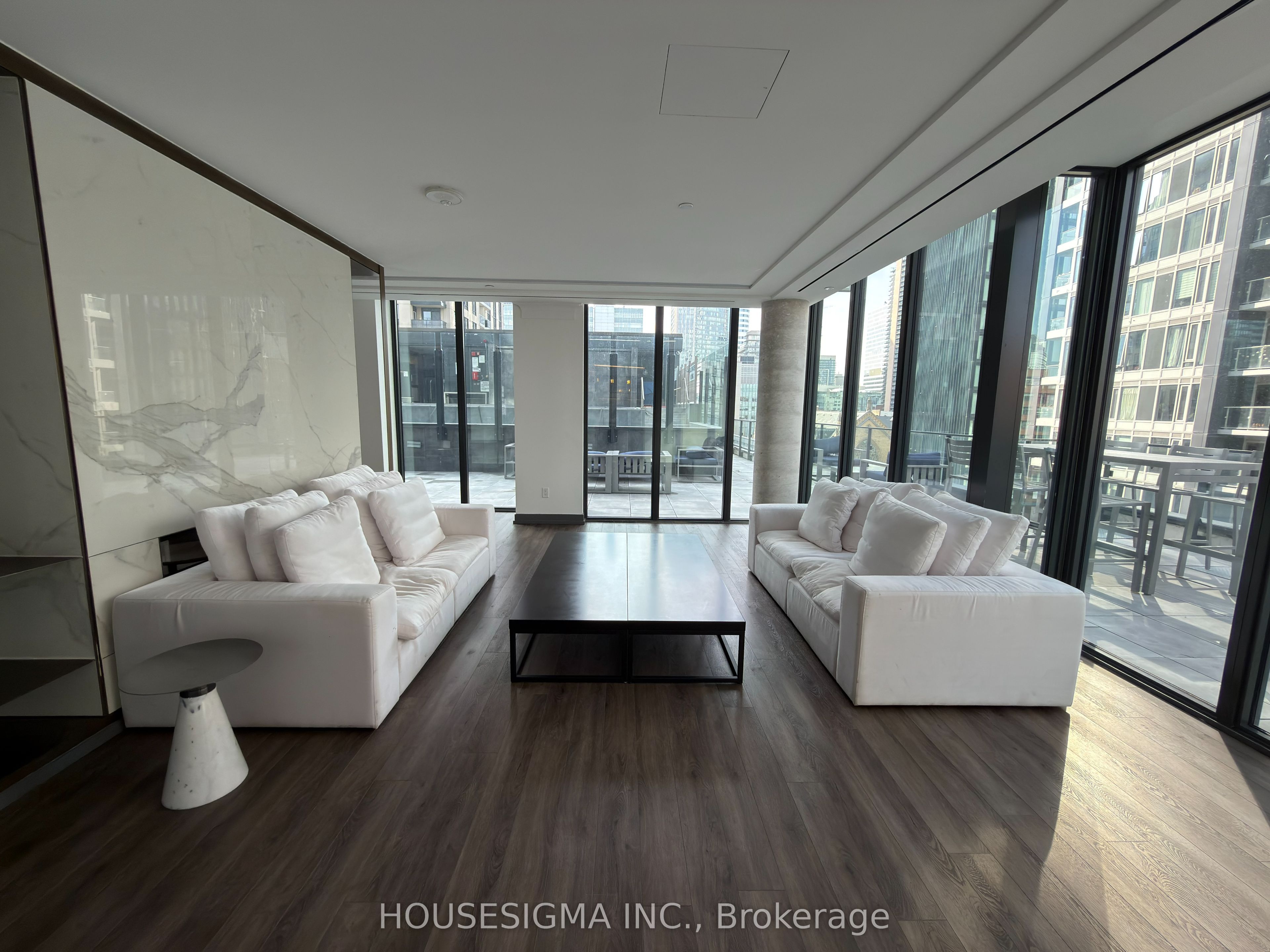 77 Shuter Street 612 Property Photo 24
