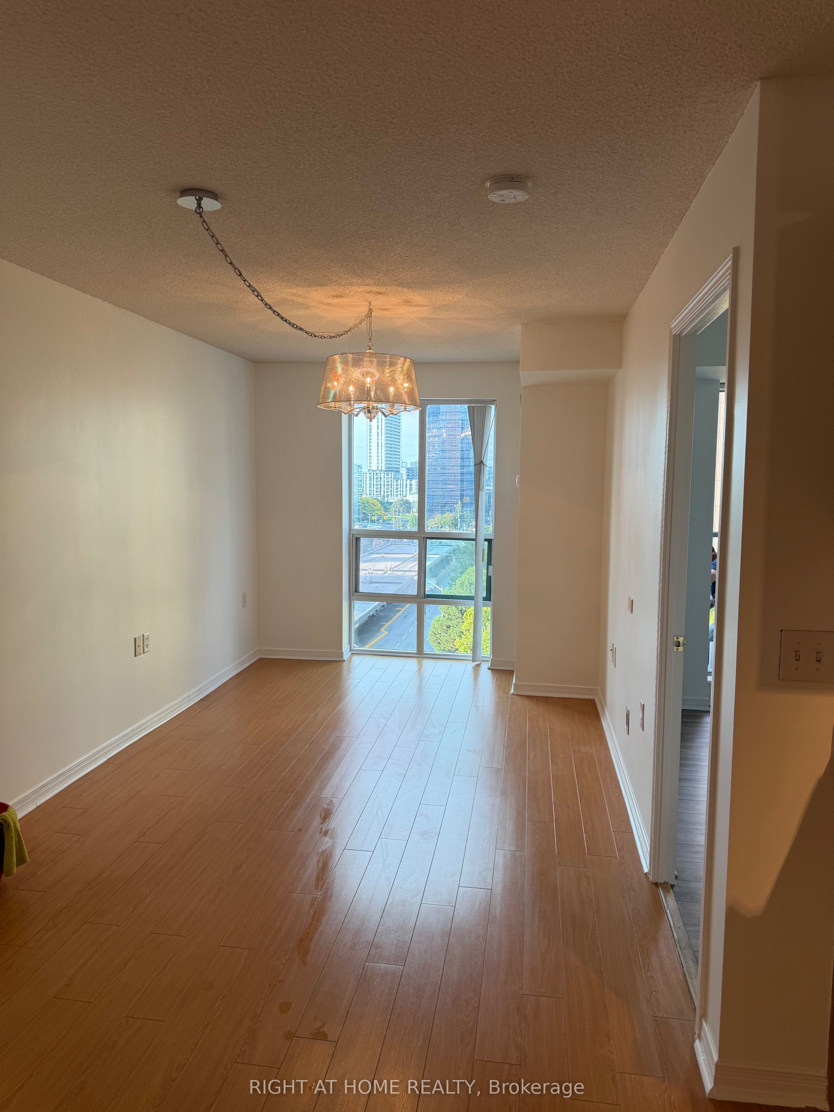 26 Olive Avenue 908 Property Photo 2