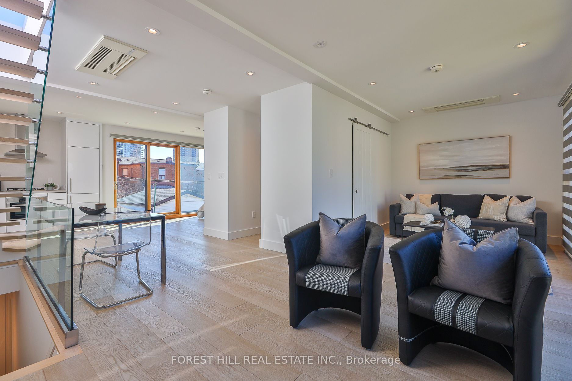 163 Wychwood Avenue Property Photo 19