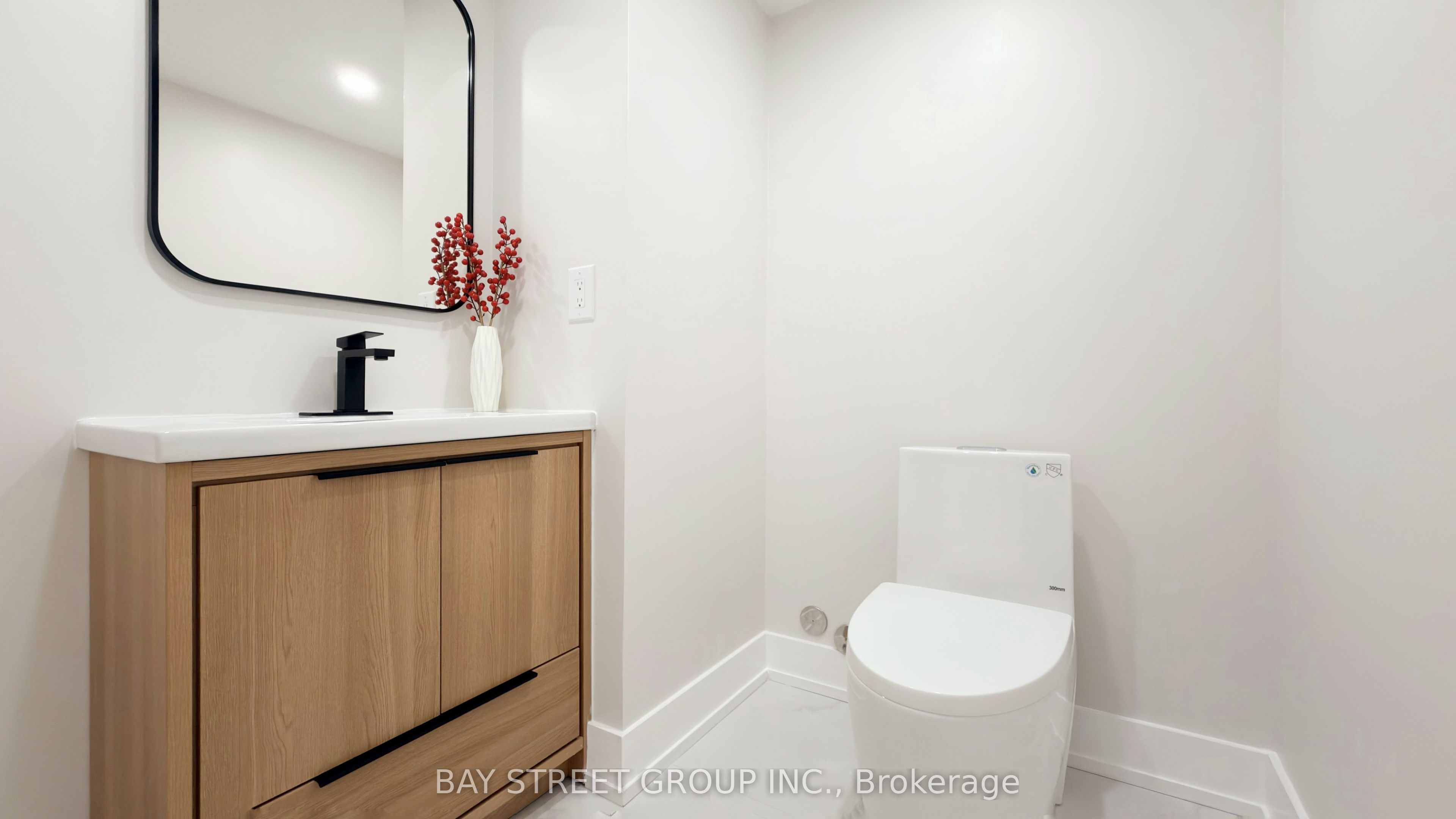 85 Skymark Drive 2201 Property Photo 32