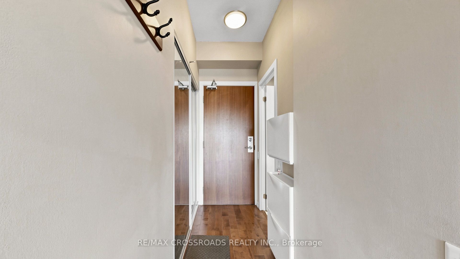 30 Canterbury Place 606 Property Photo 19