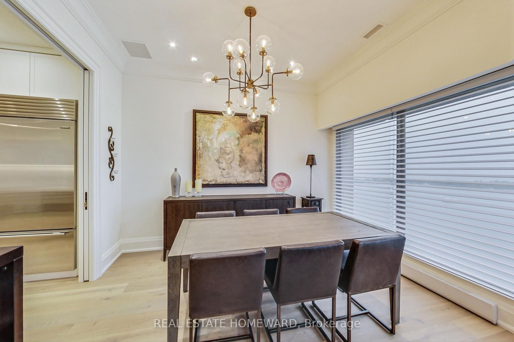 55 Harbour Square 3612 Property Photo 6
