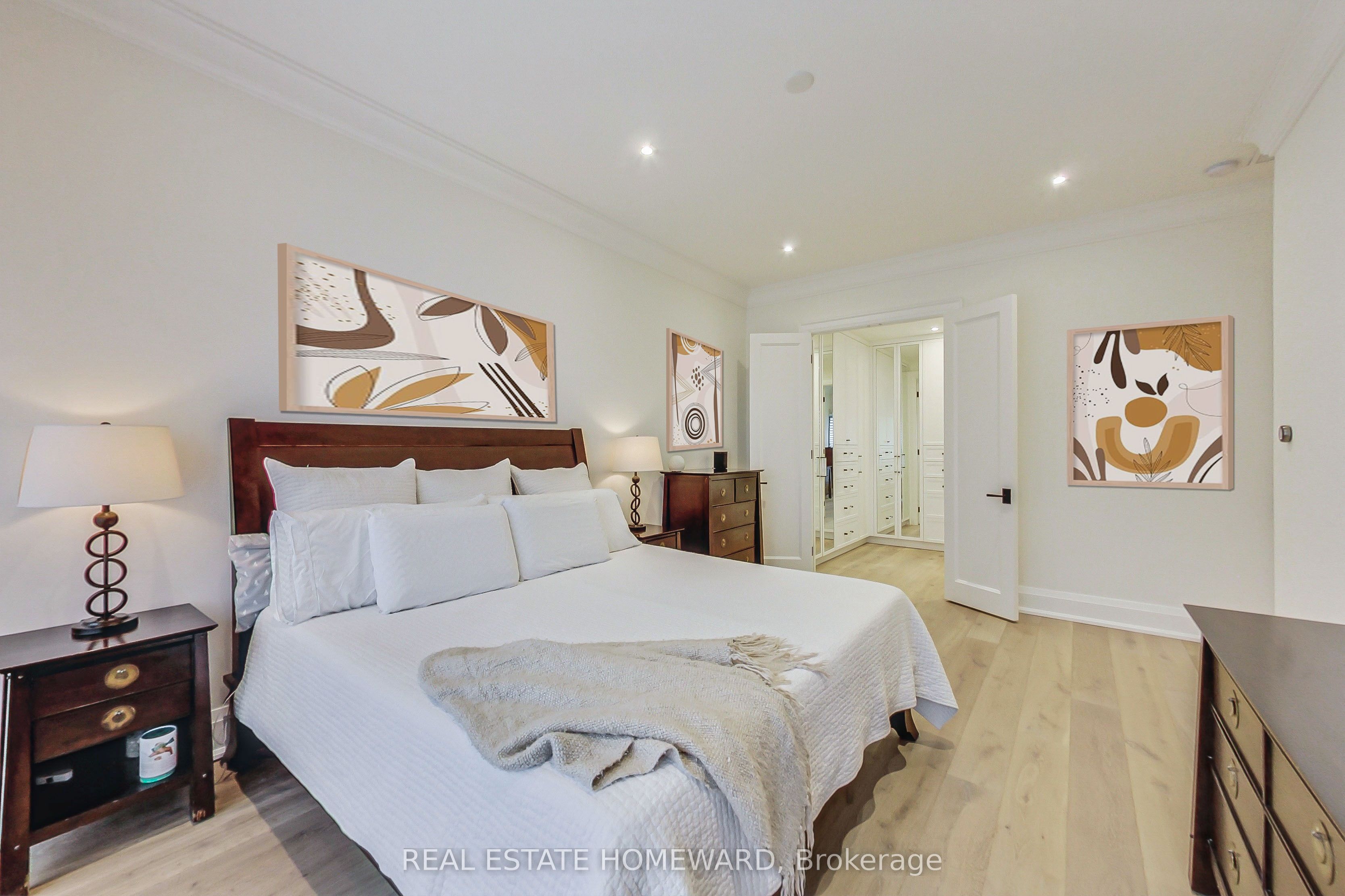 55 Harbour Square 3612 Property Photo 25