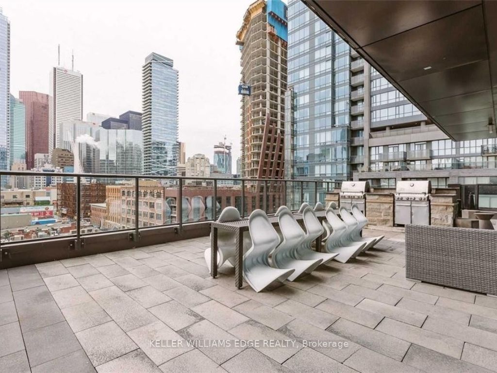290 Adelaide Street W 2709 Property Photo 6