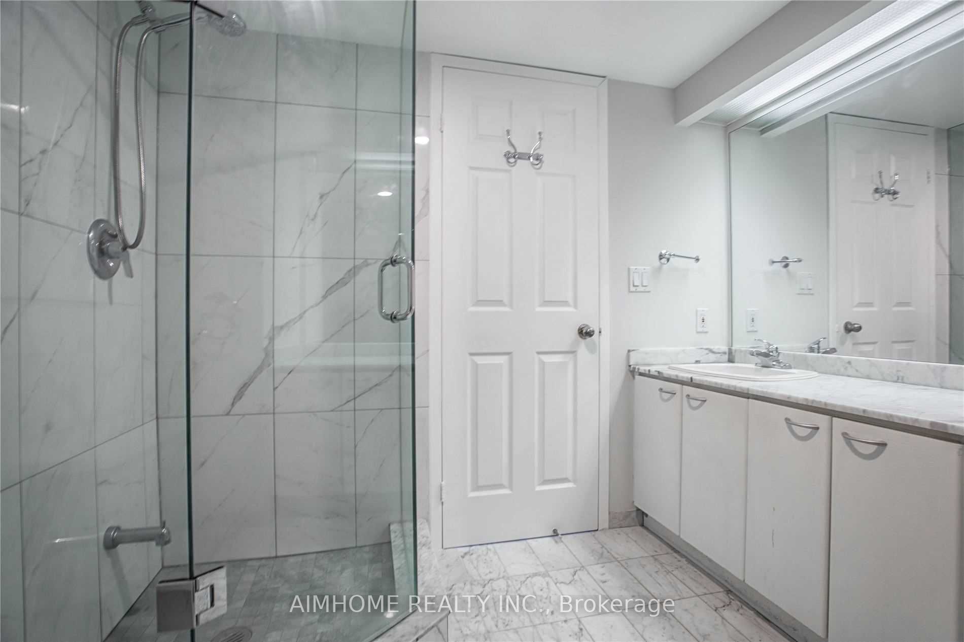 5 Concorde Place 3711 Property Photo 10