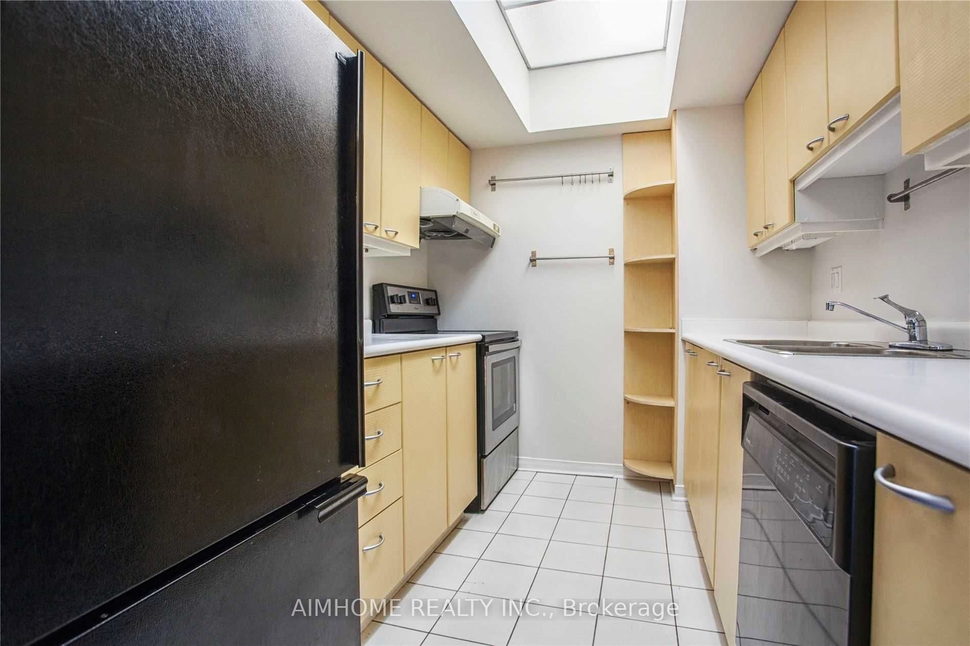 5 Concorde Place 3711 Property Photo 13