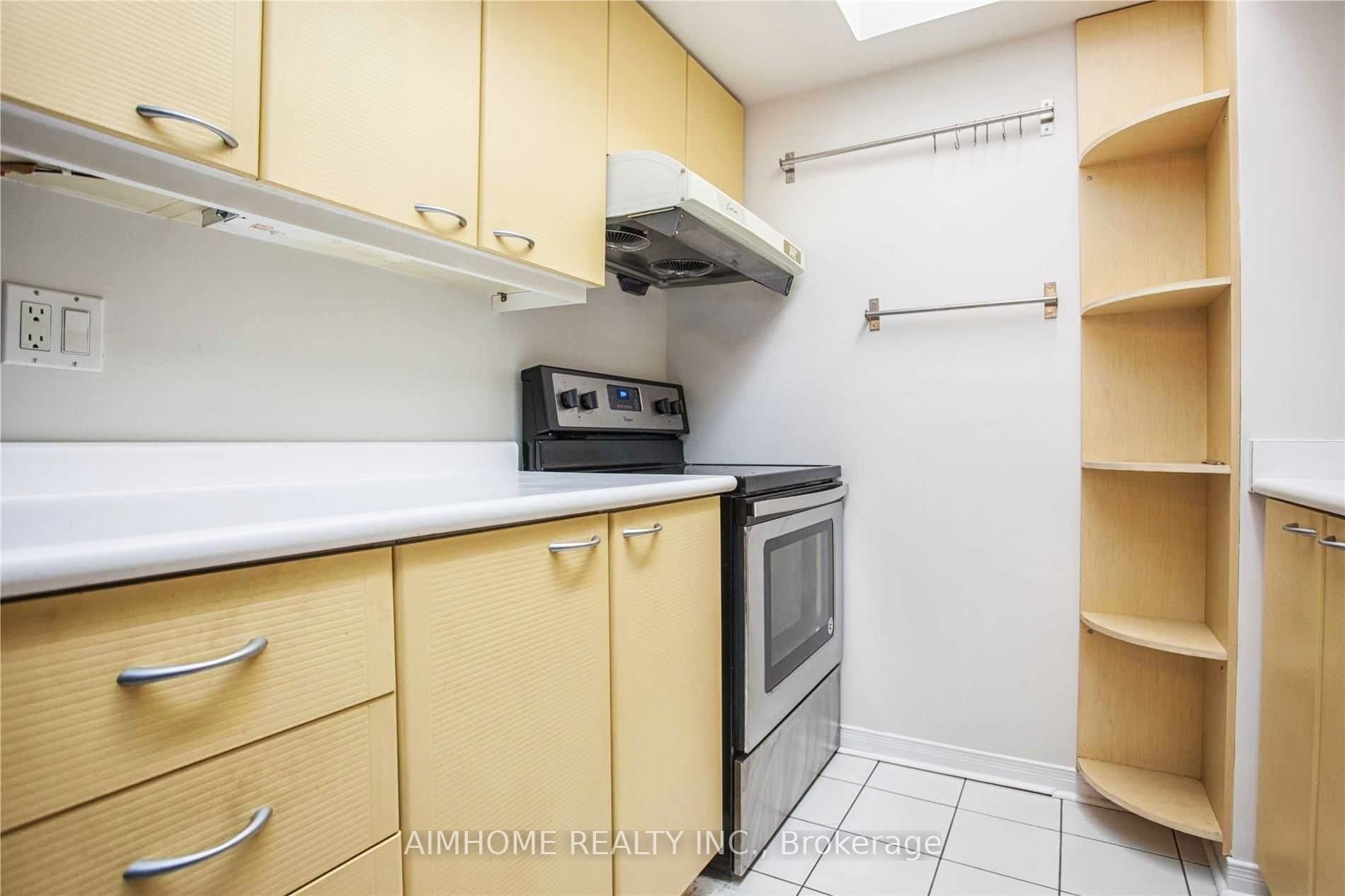 5 Concorde Place 3711 Property Photo 14
