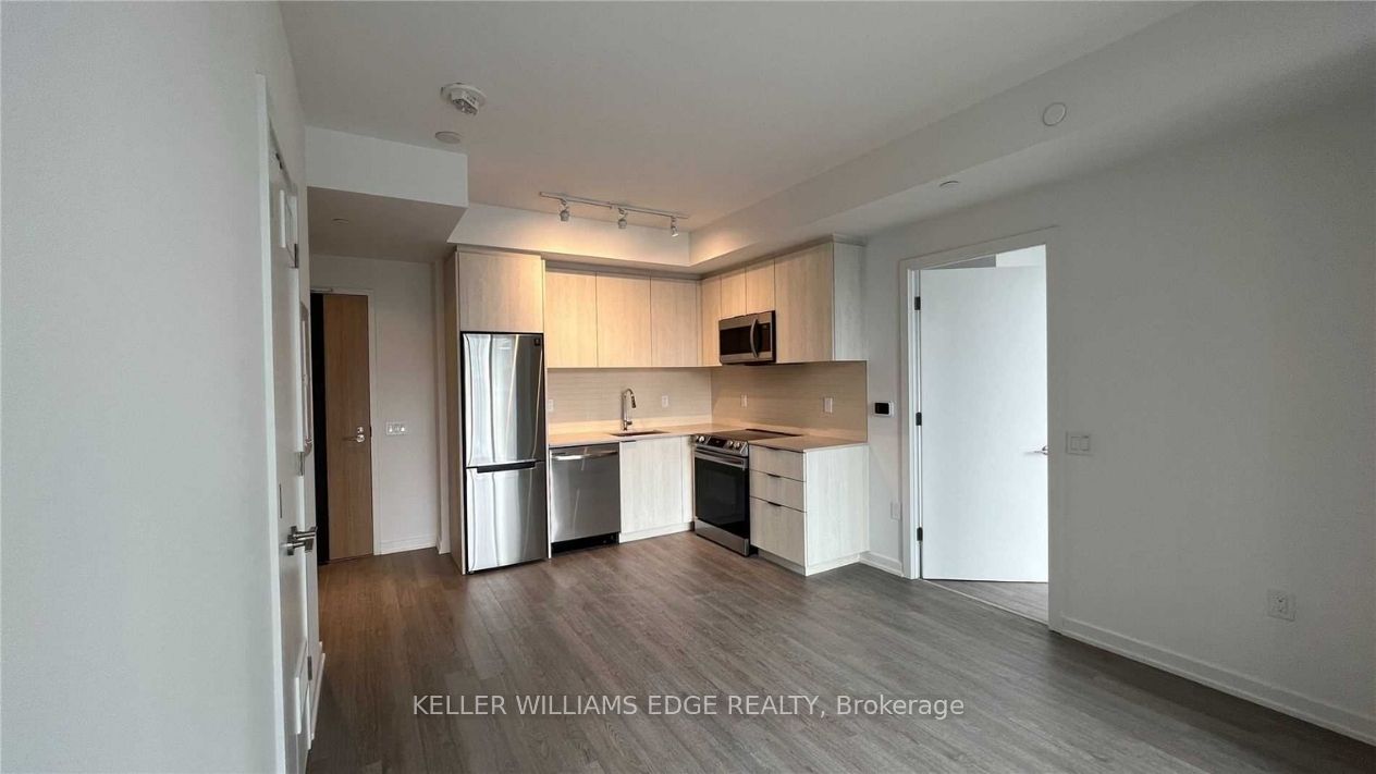50 Power Street 818 Property Photo 8