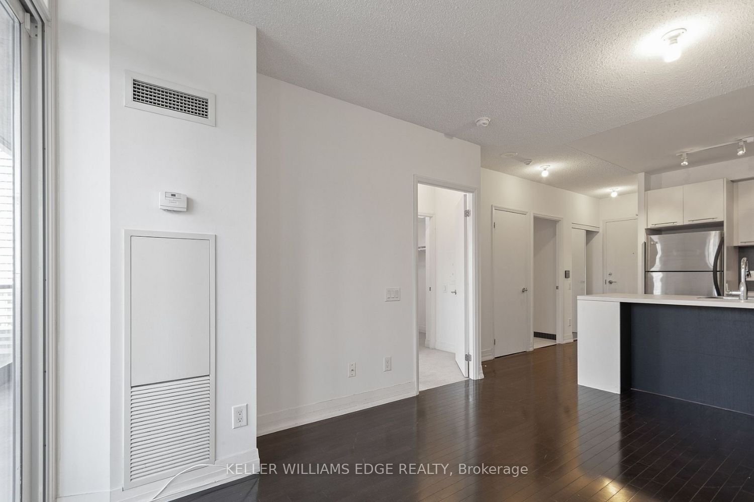 25 Carlton Street 2308 Property Photo 7