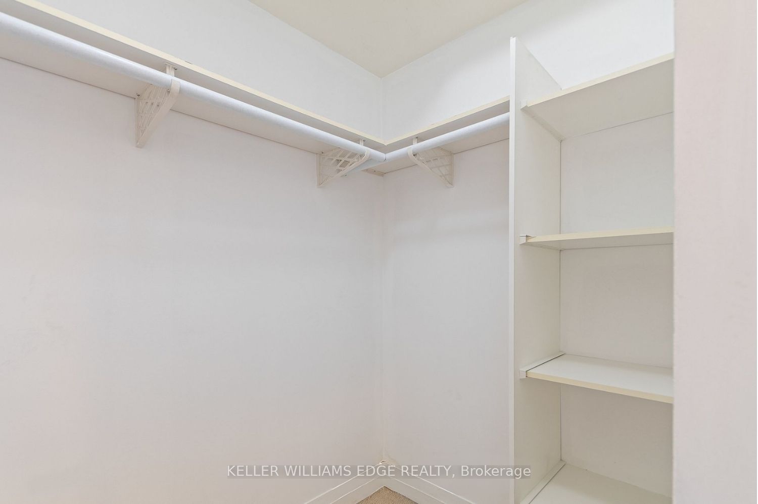 25 Carlton Street 2308 Property Photo 13