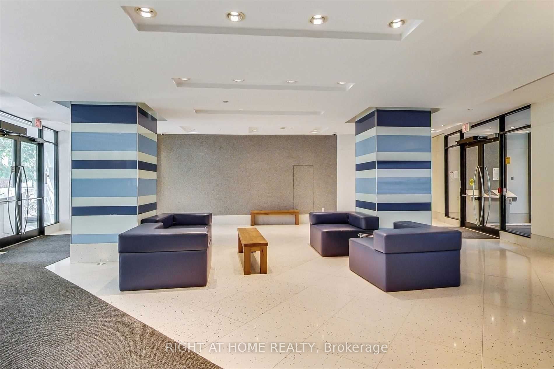 600 Fleet Street 734 Property Photo 3