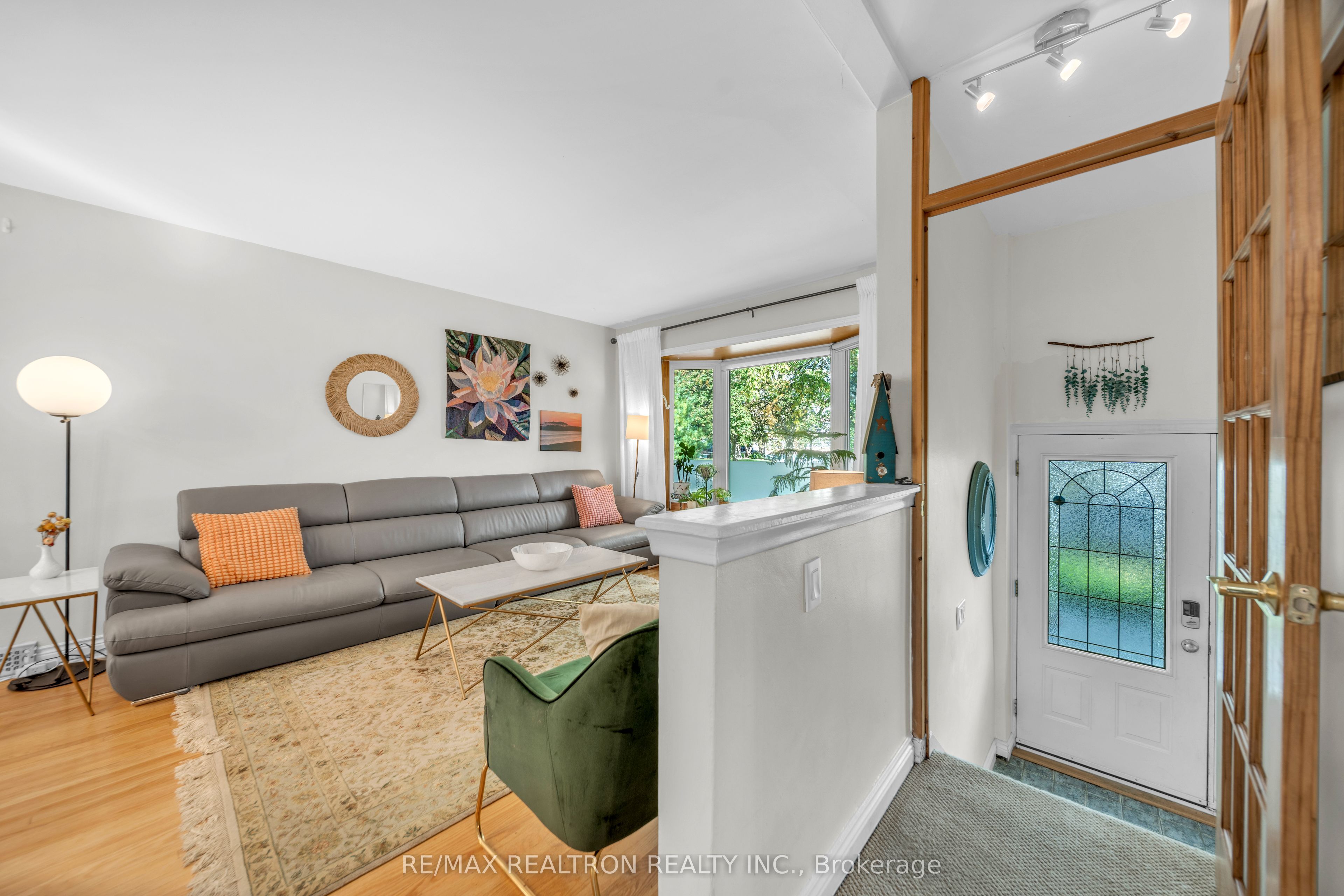 79 Paperbirch Drive Property Photo 6