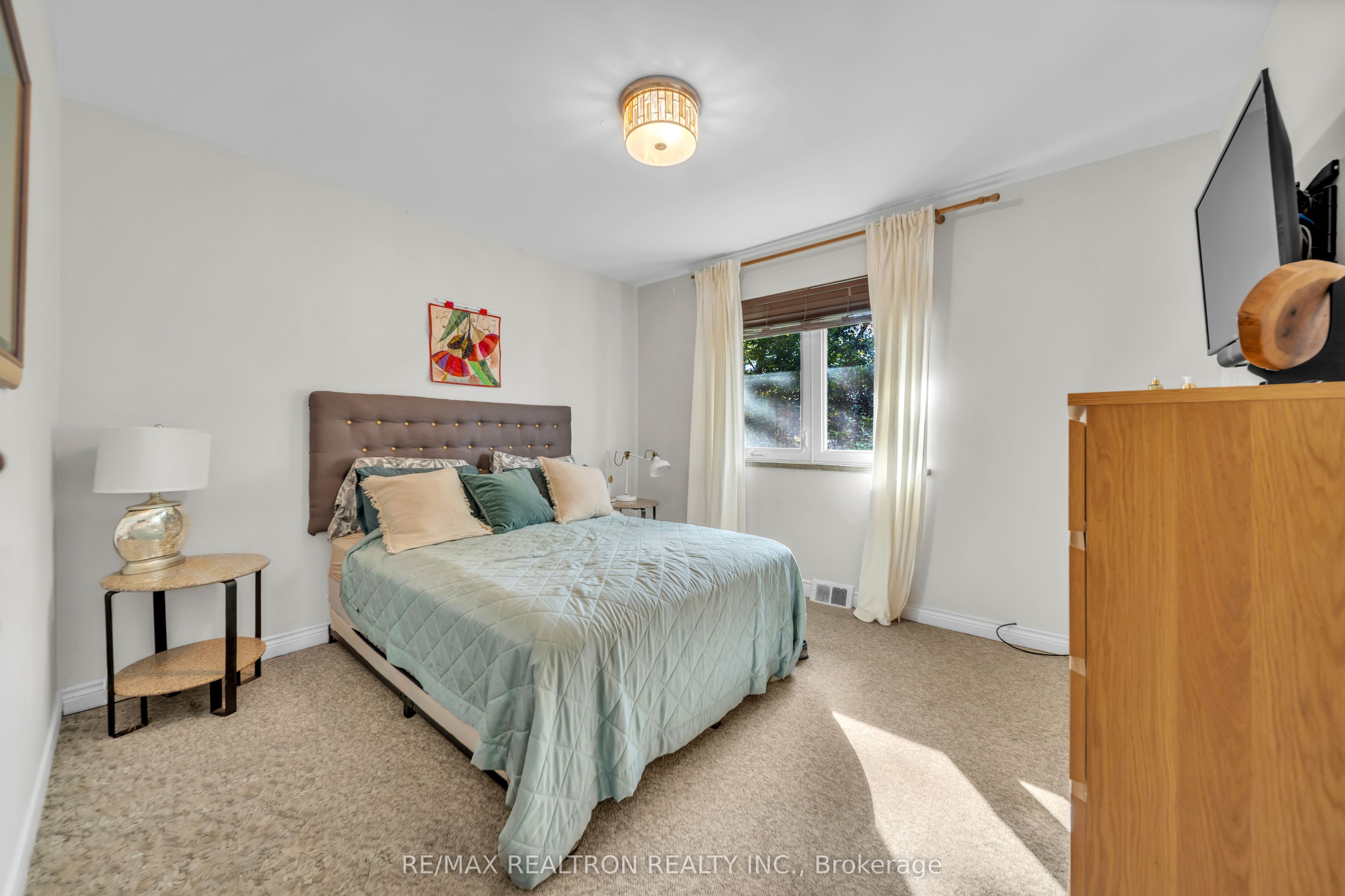 79 Paperbirch Drive Property Photo 18