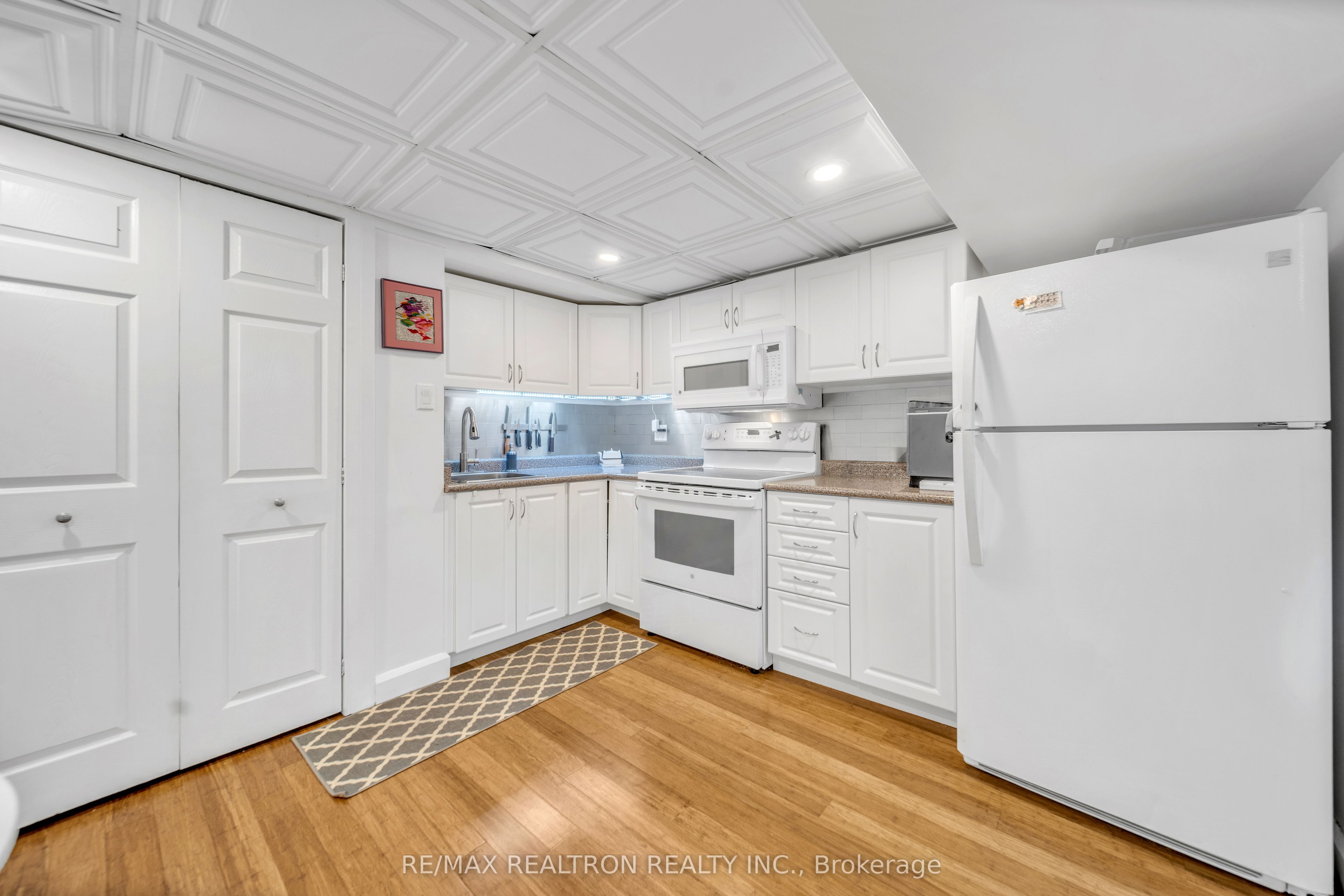 79 Paperbirch Drive Property Photo 23
