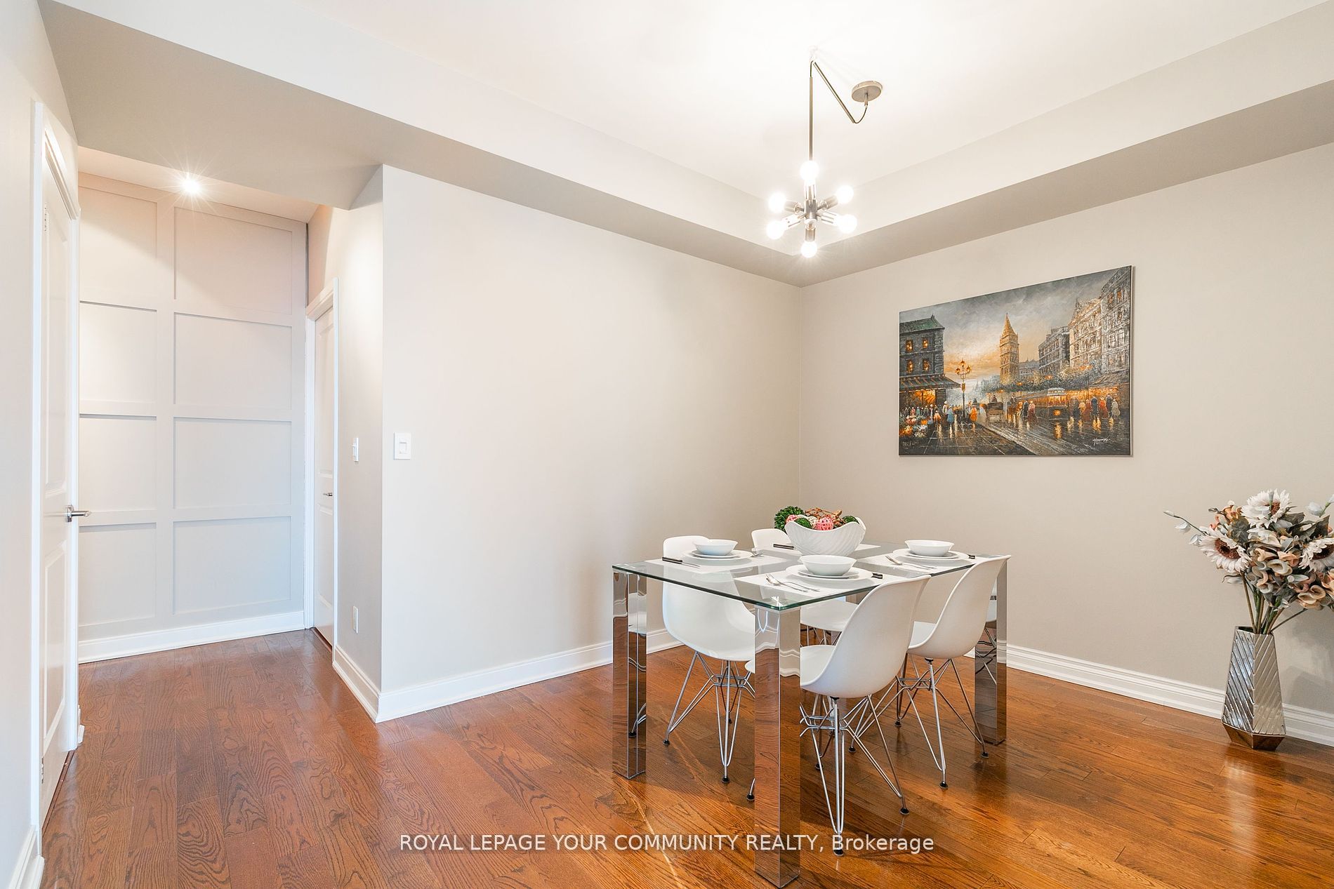 18 Yorkville Avenue 1801 Property Photo 11
