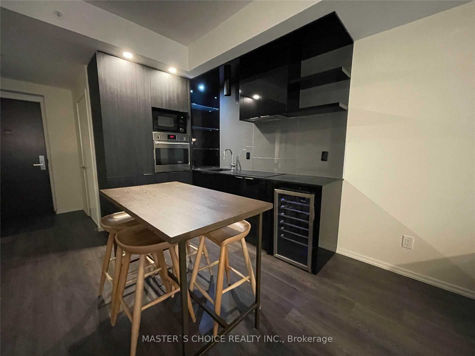 70 Temperance Street 709 Property Photo 1