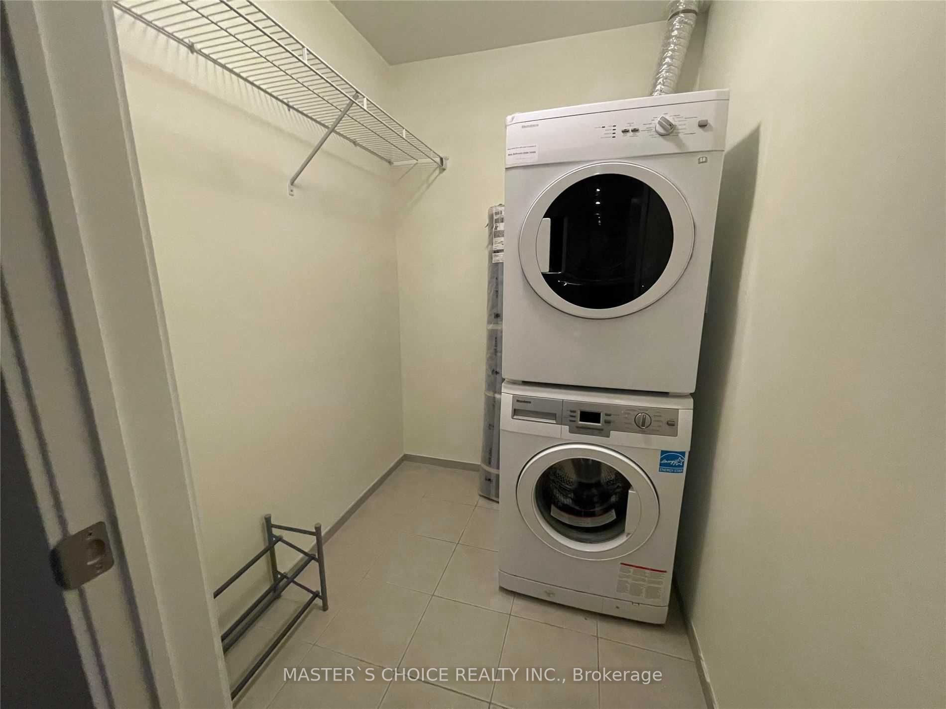 70 Temperance Street 709 Property Photo 4