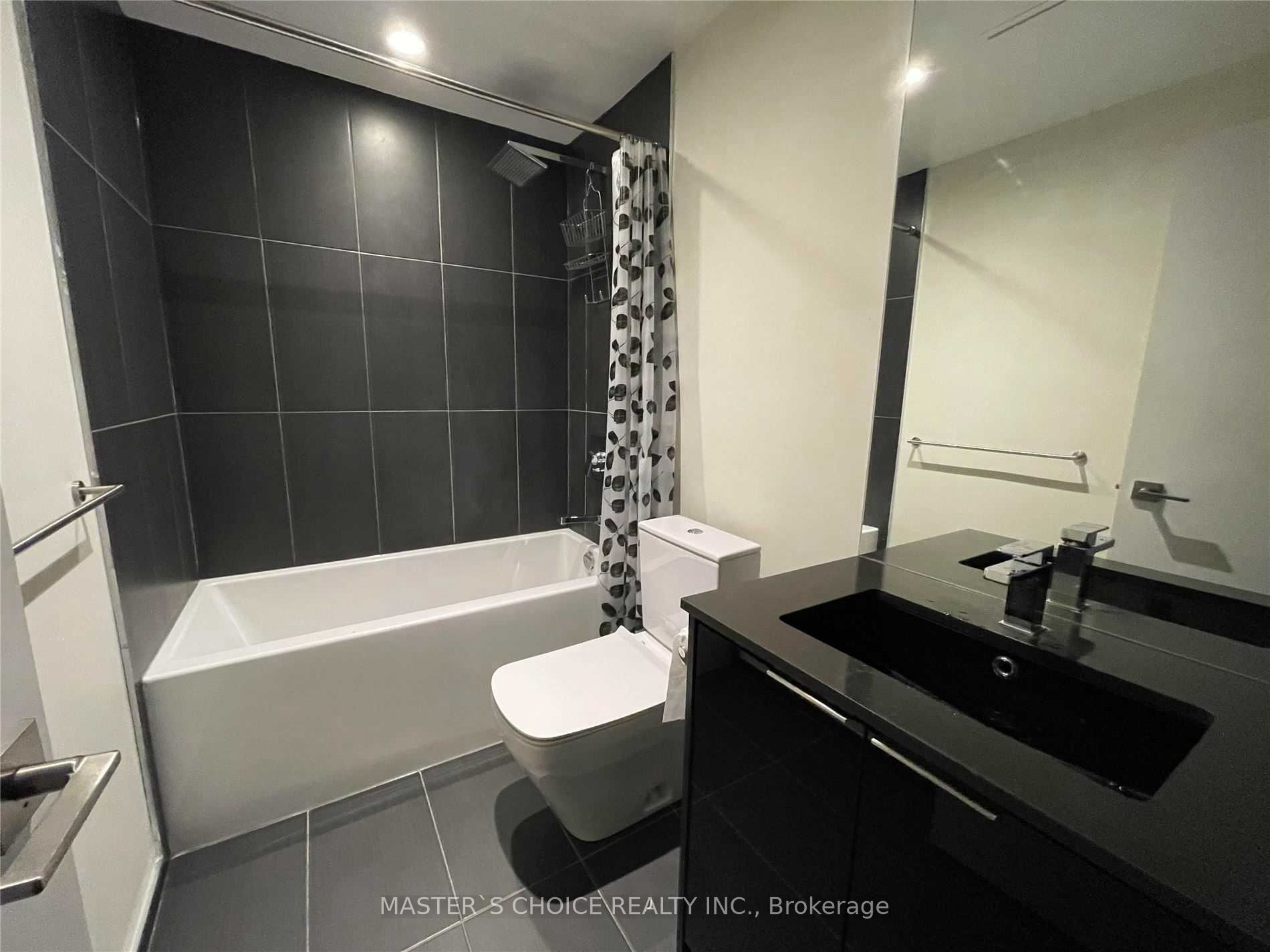 70 Temperance Street 709 Property Photo 9