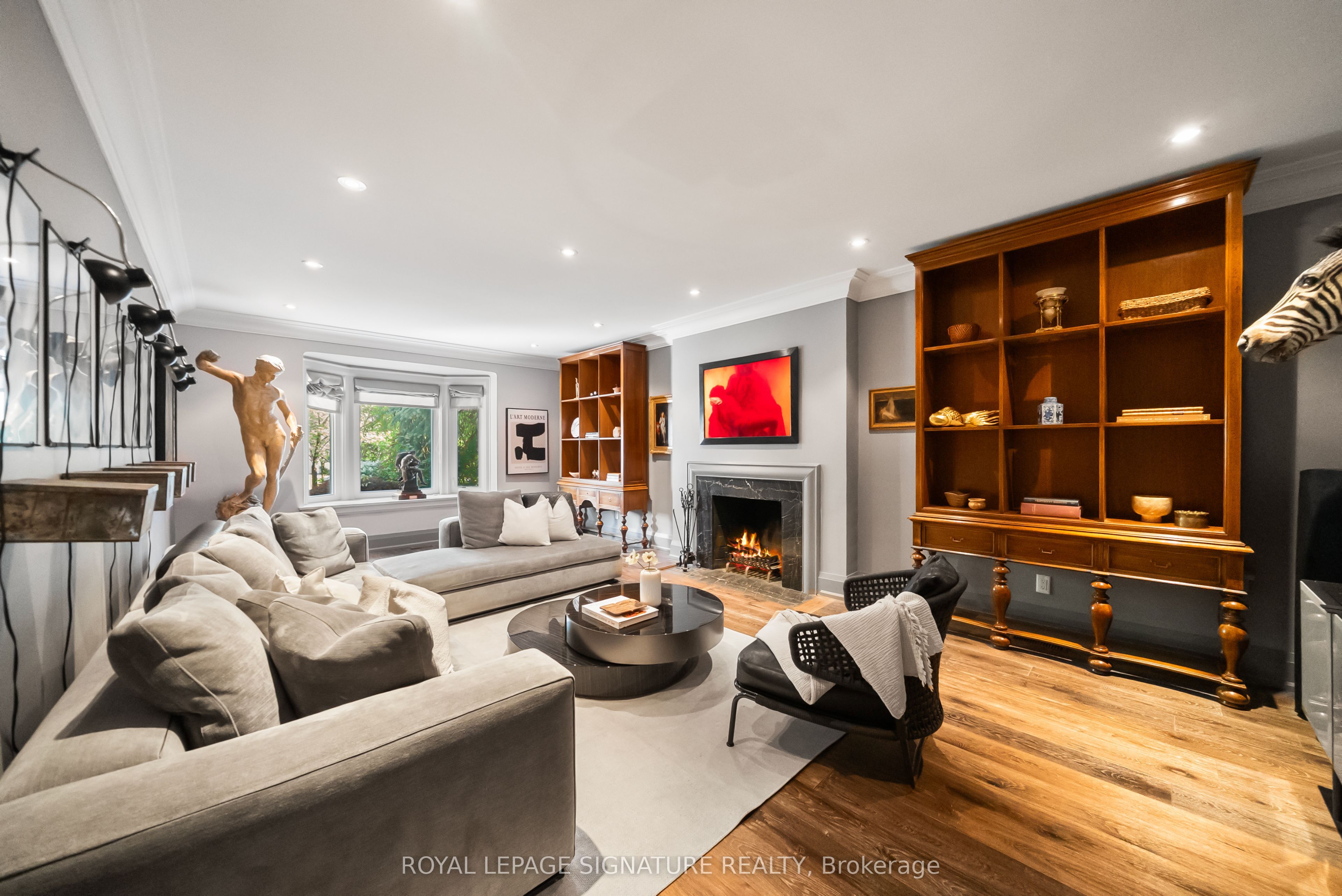 230 Strathallan Wood Property Photo 8