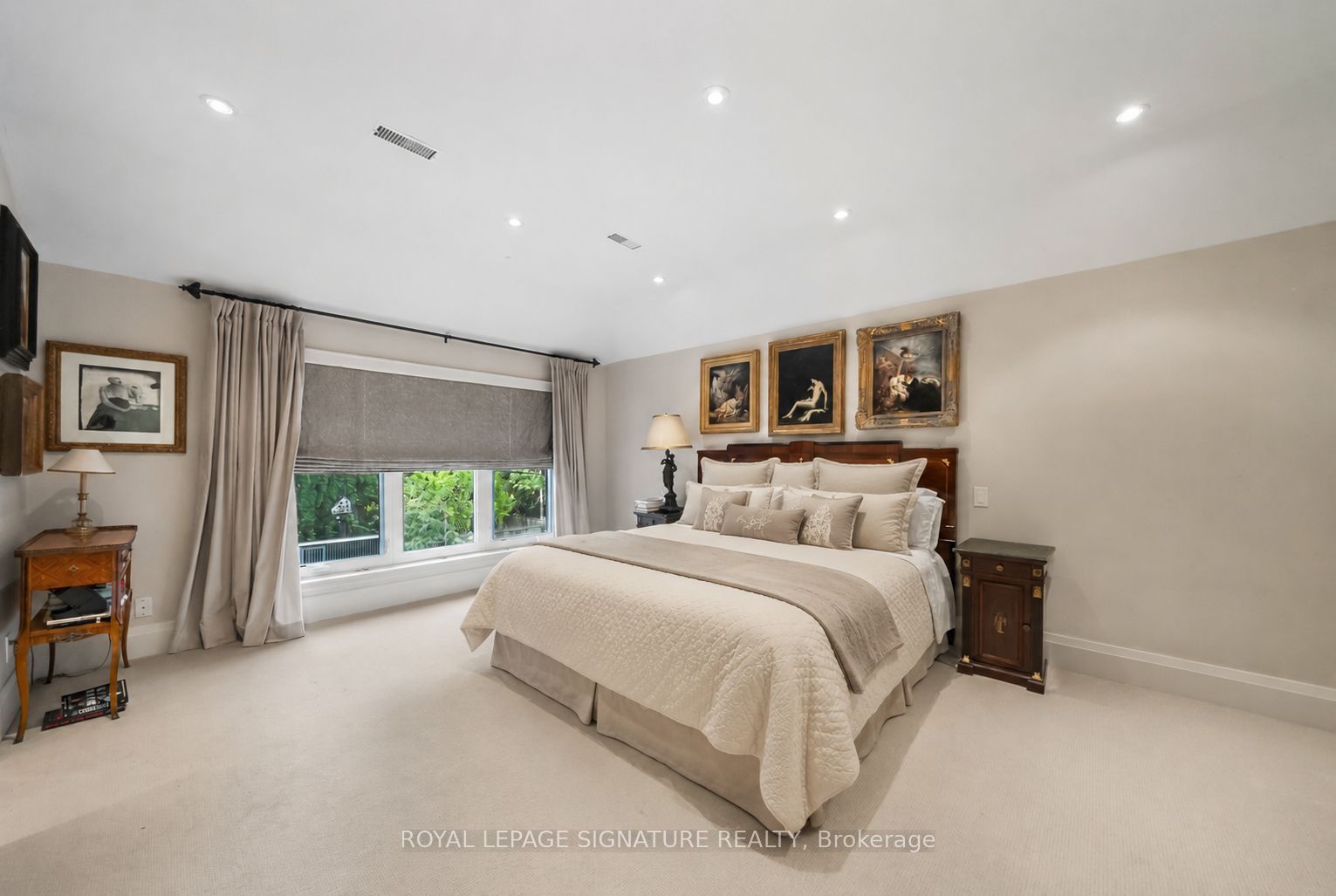 230 Strathallan Wood Property Photo 22