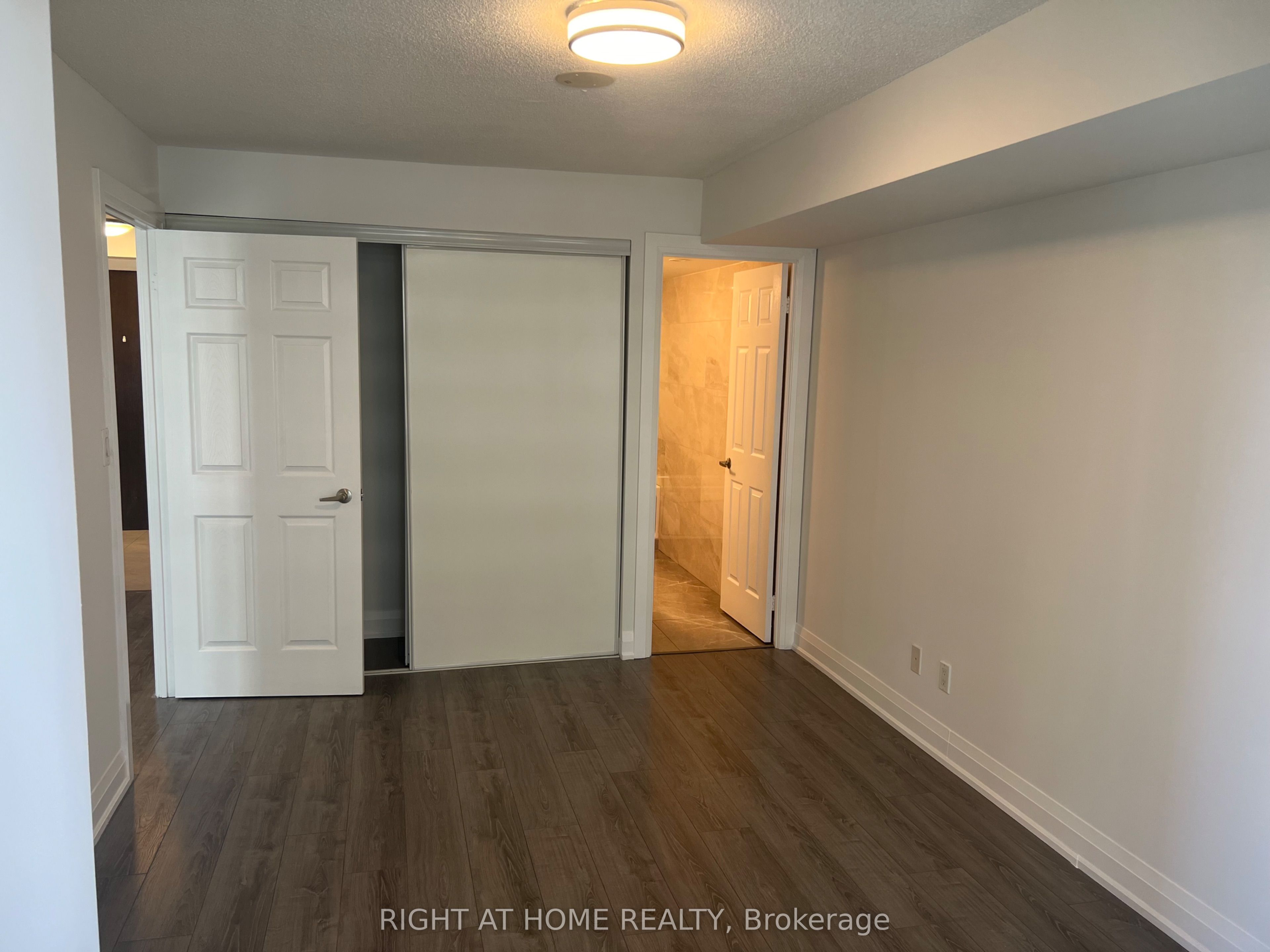 35 Hollywood Avenue 817 Property Photo 8