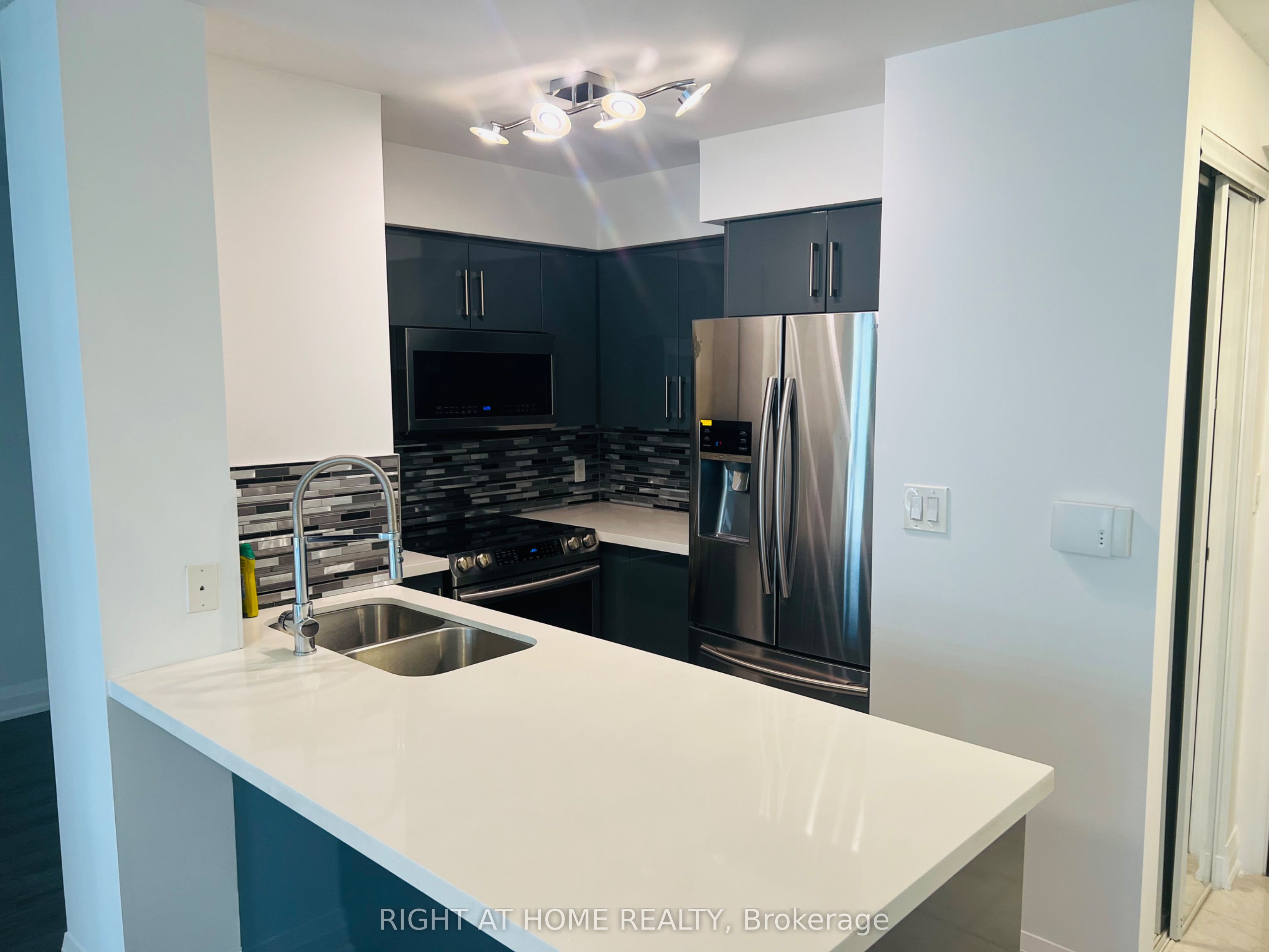 35 Hollywood Avenue 817 Property Photo 16