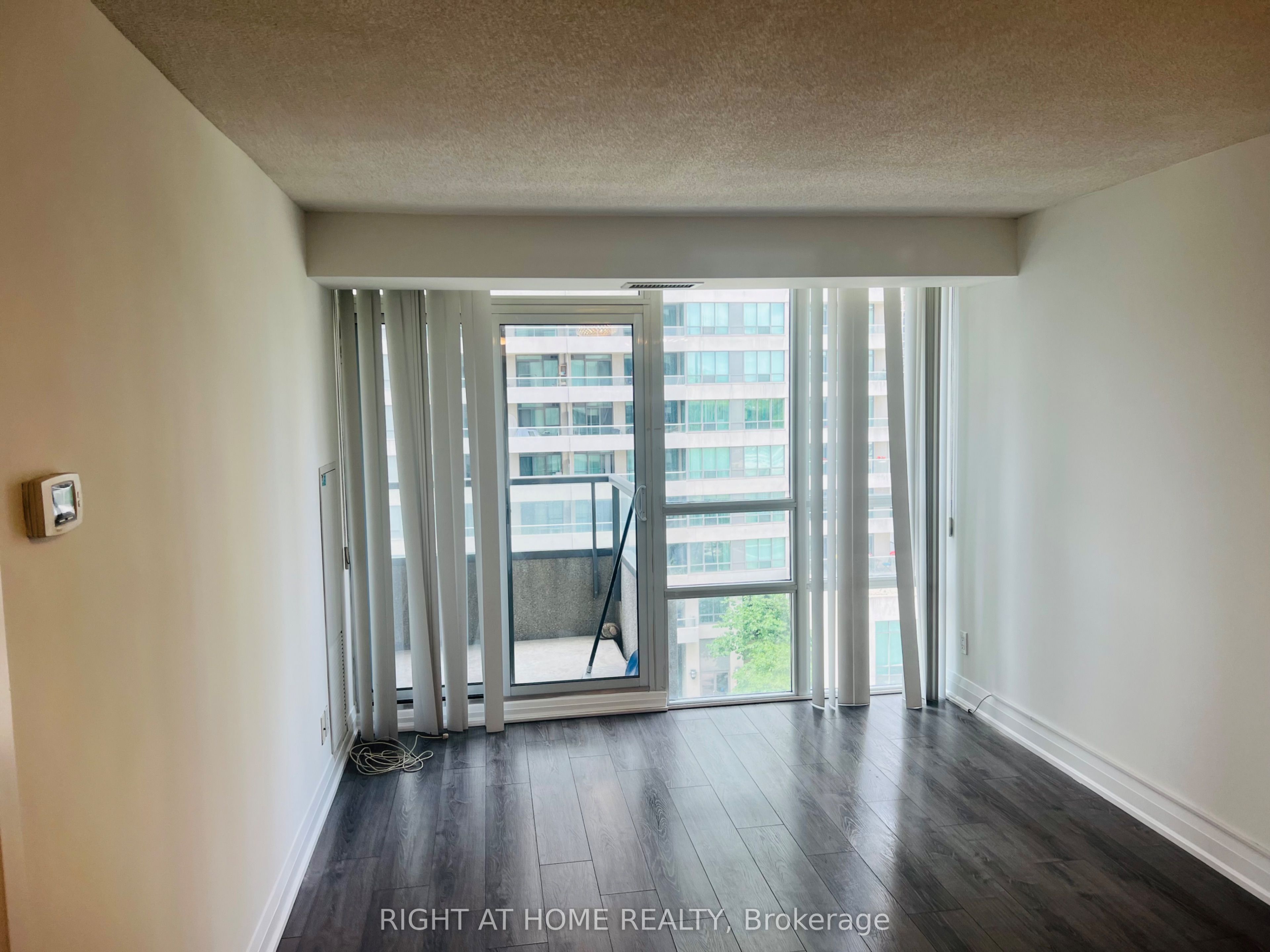 35 Hollywood Avenue 817 Property Photo 22