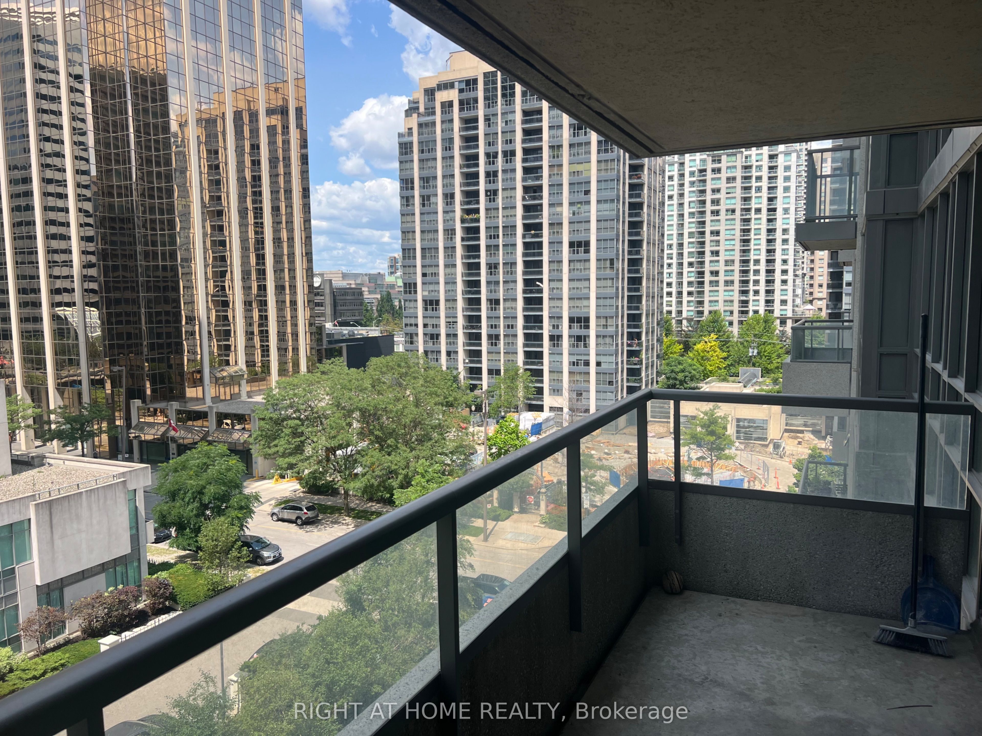 35 Hollywood Avenue 817 Property Photo 29