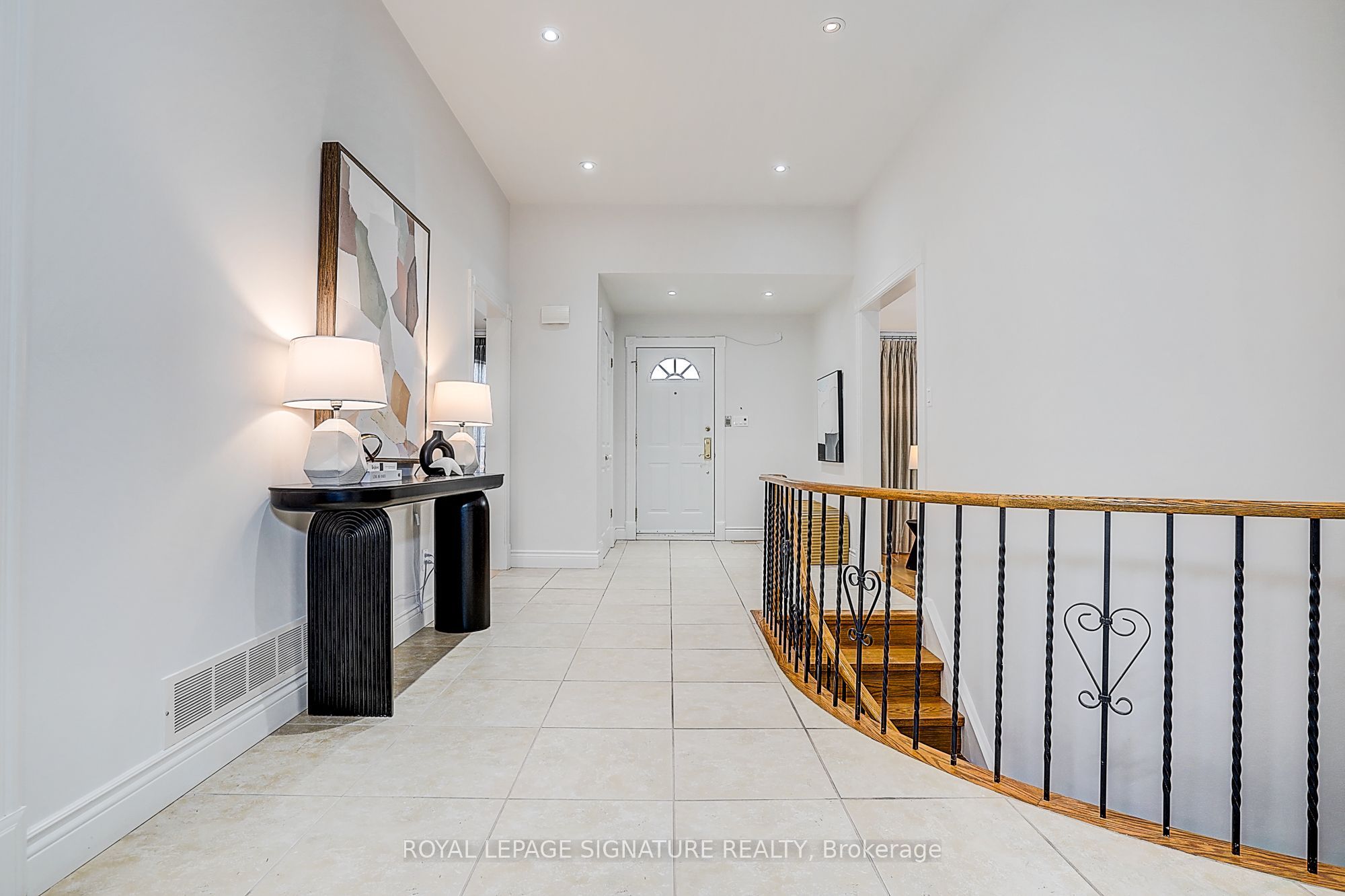 46 Caravan Drive Property Photo 3