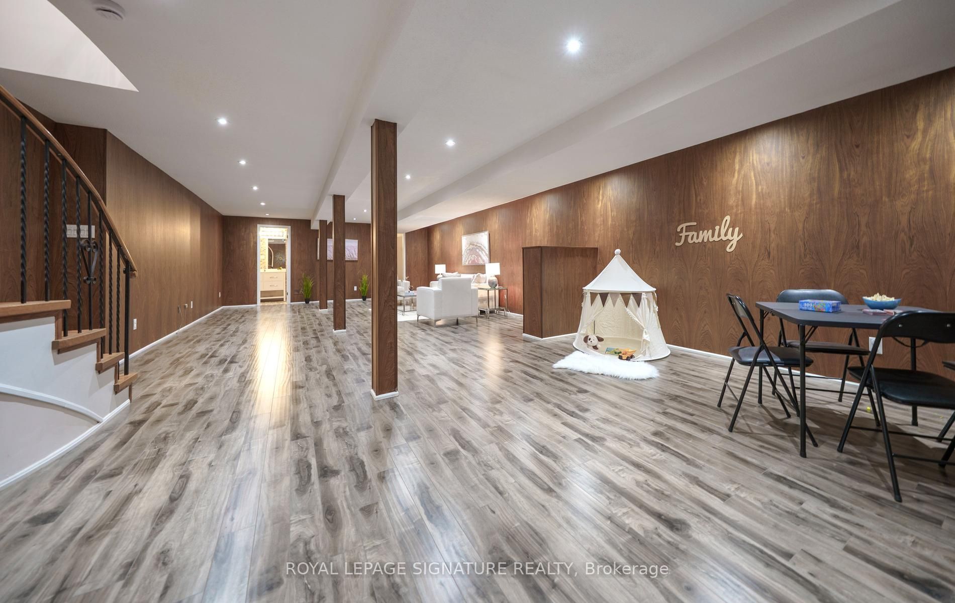 46 Caravan Drive Property Photo 27