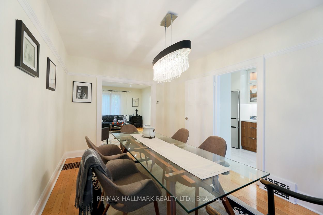 142 Hillsdale Avenue E Property Photo 11