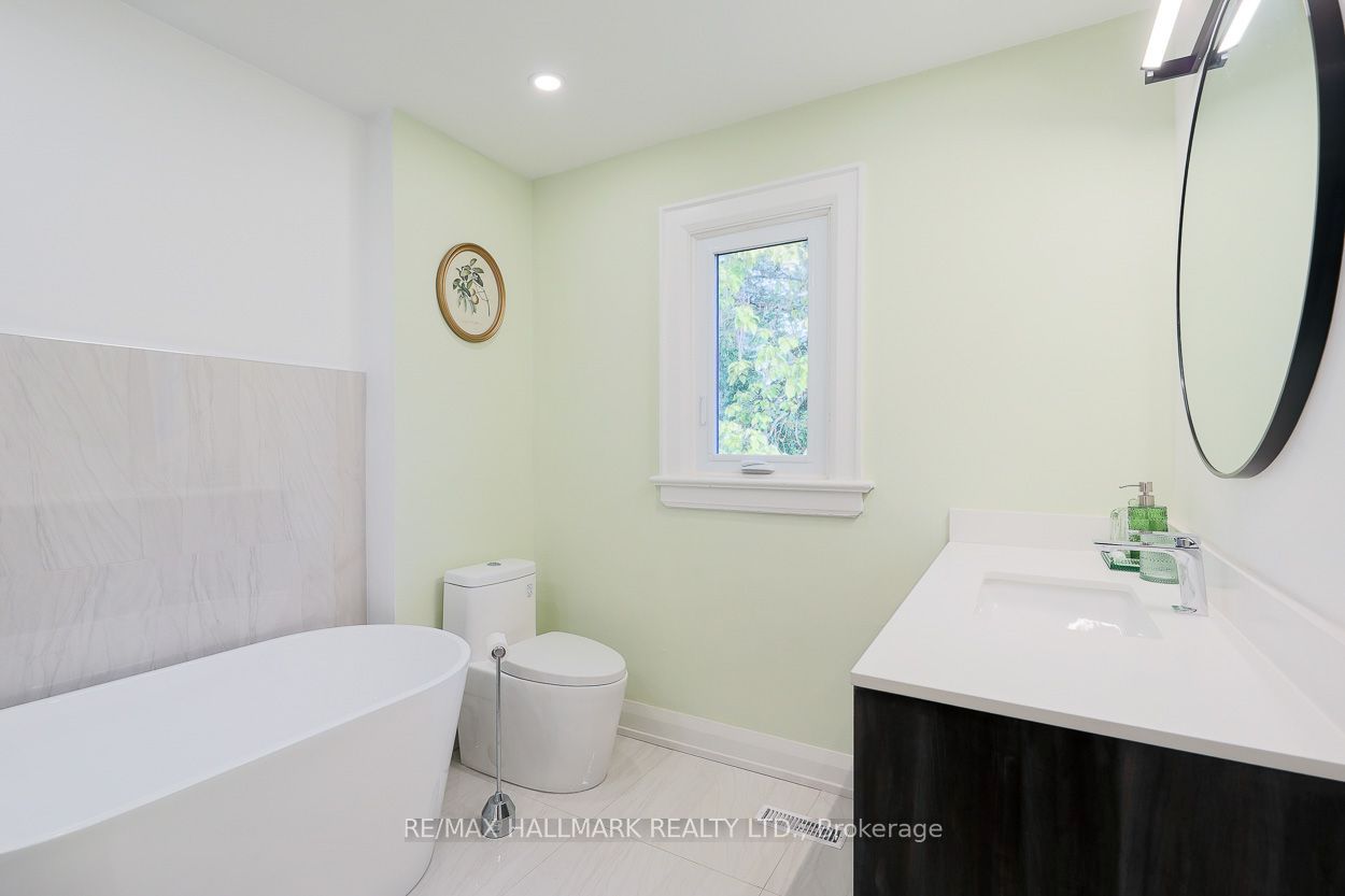 142 Hillsdale Avenue E Property Photo 21
