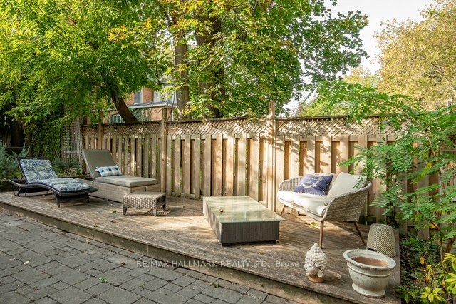 142 Hillsdale Avenue E Property Photo 32