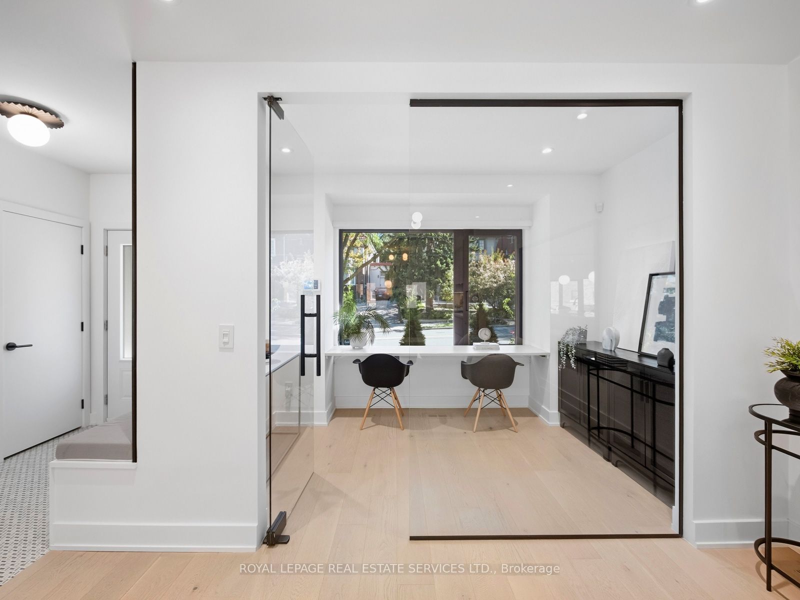 374 Spadina Road Property Photo 4