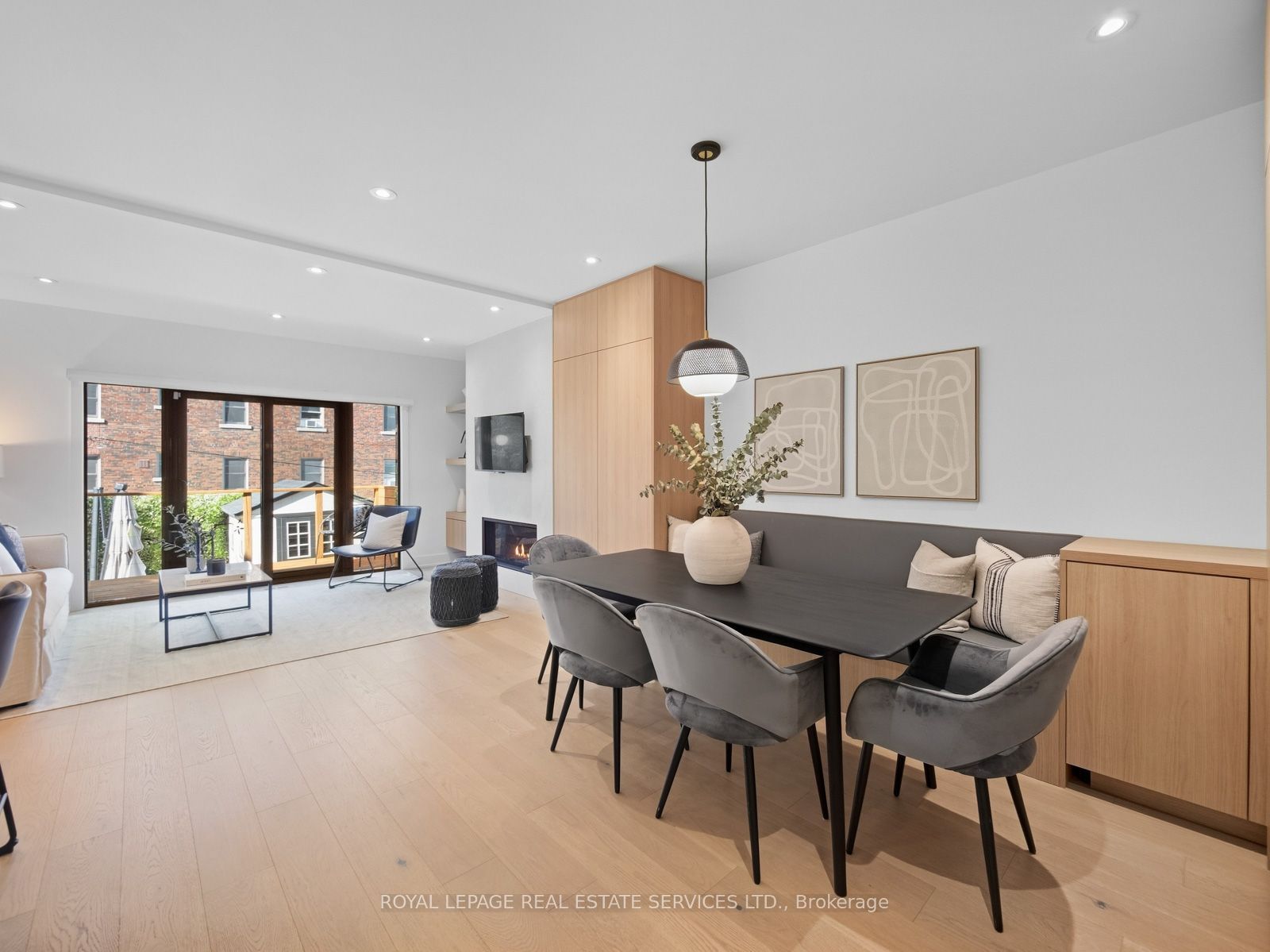 374 Spadina Road Property Photo 14