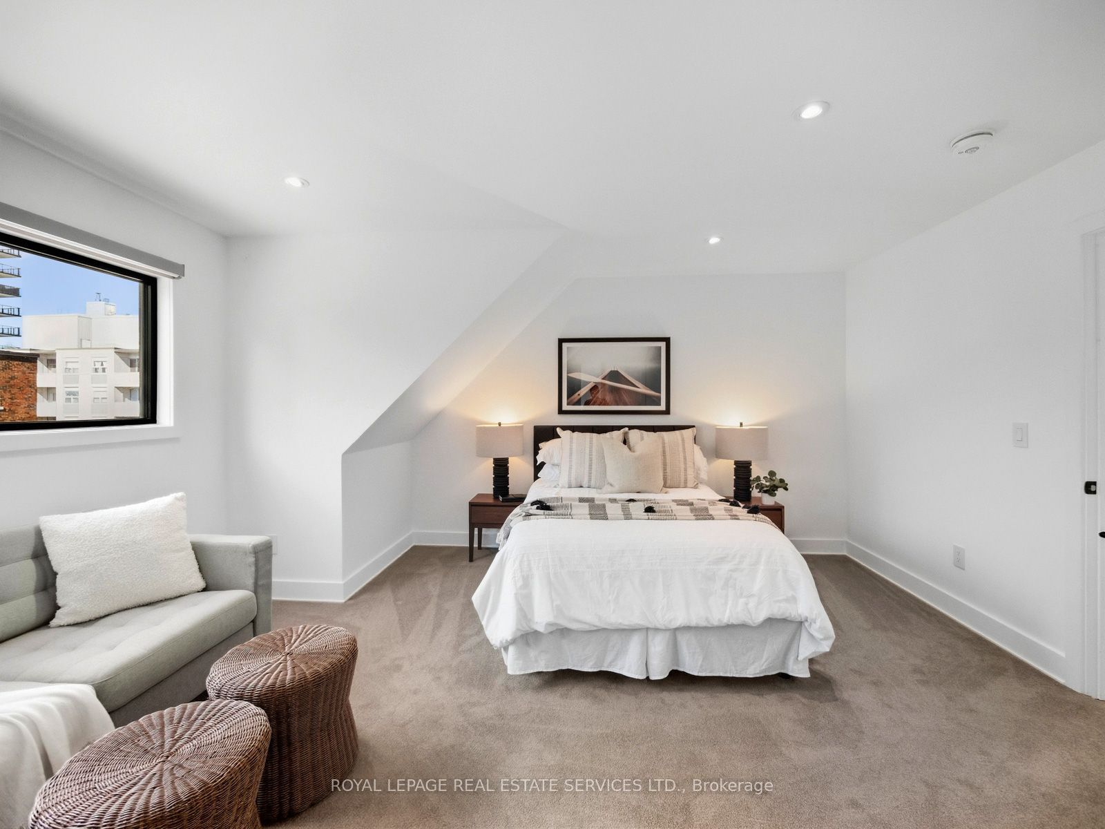374 Spadina Road Property Photo 35