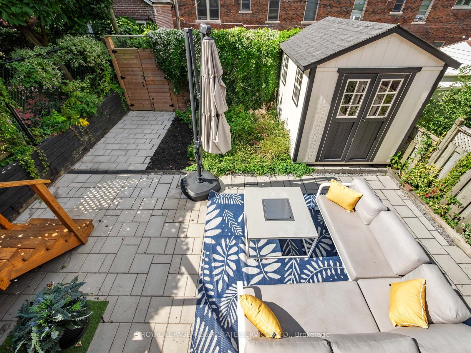 374 Spadina Road Property Photo 44