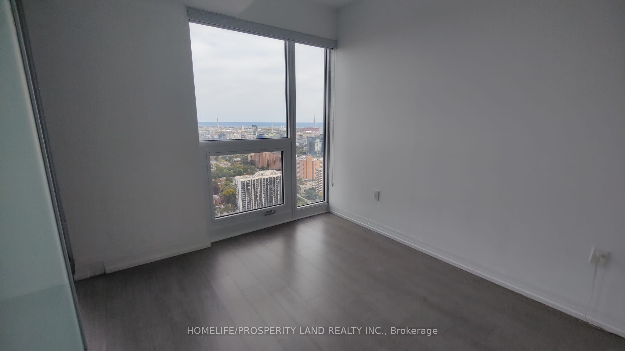 251 Jarvis Street 4002 Property Photo 8