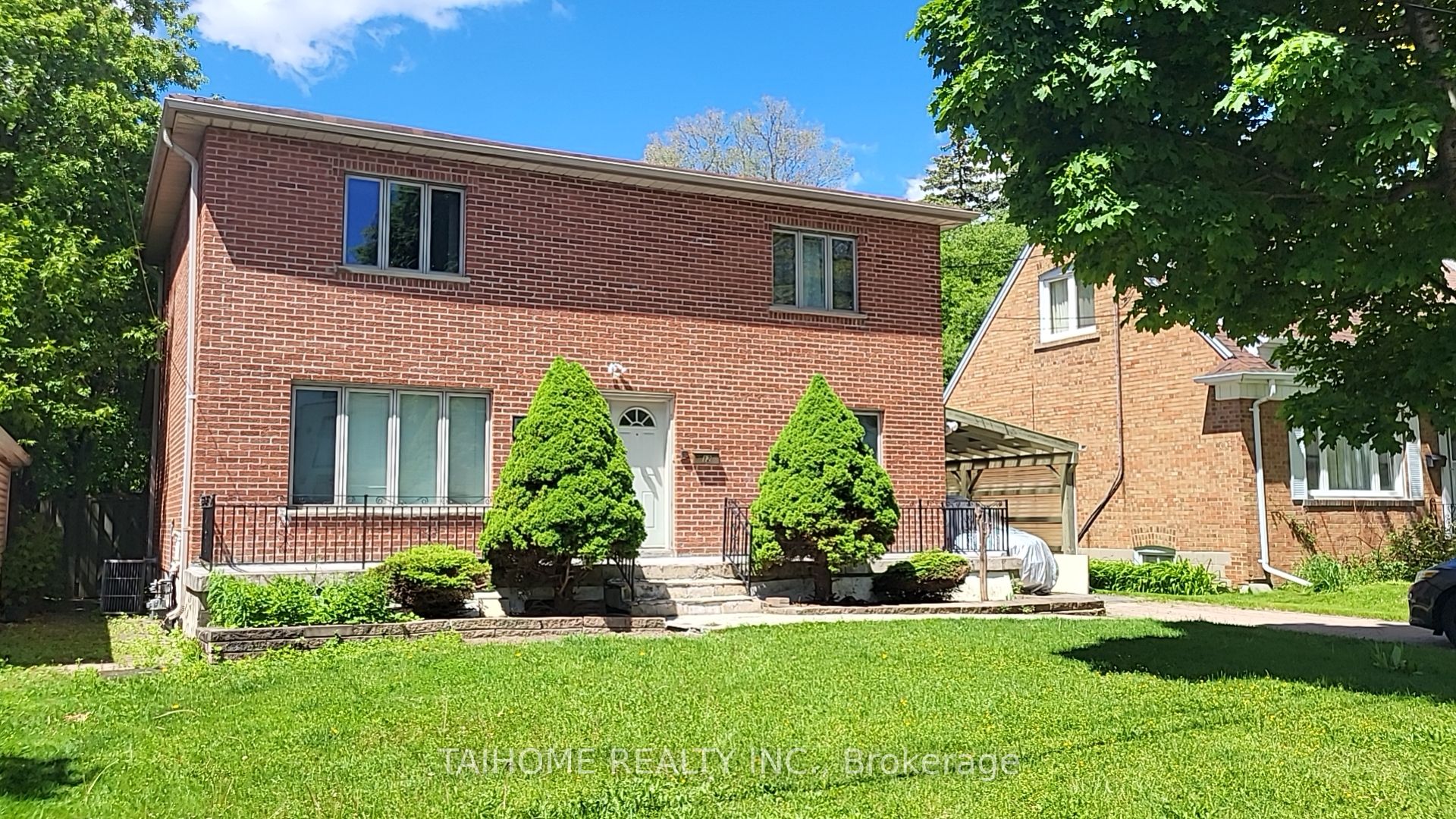 12 Vonda Avenue Property Photo 3