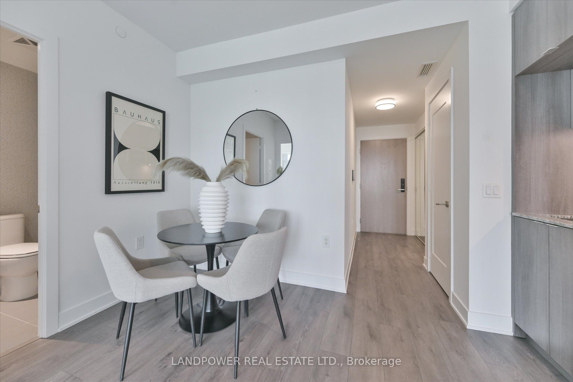 575 Bloor Street E 3111 Property Photo 7
