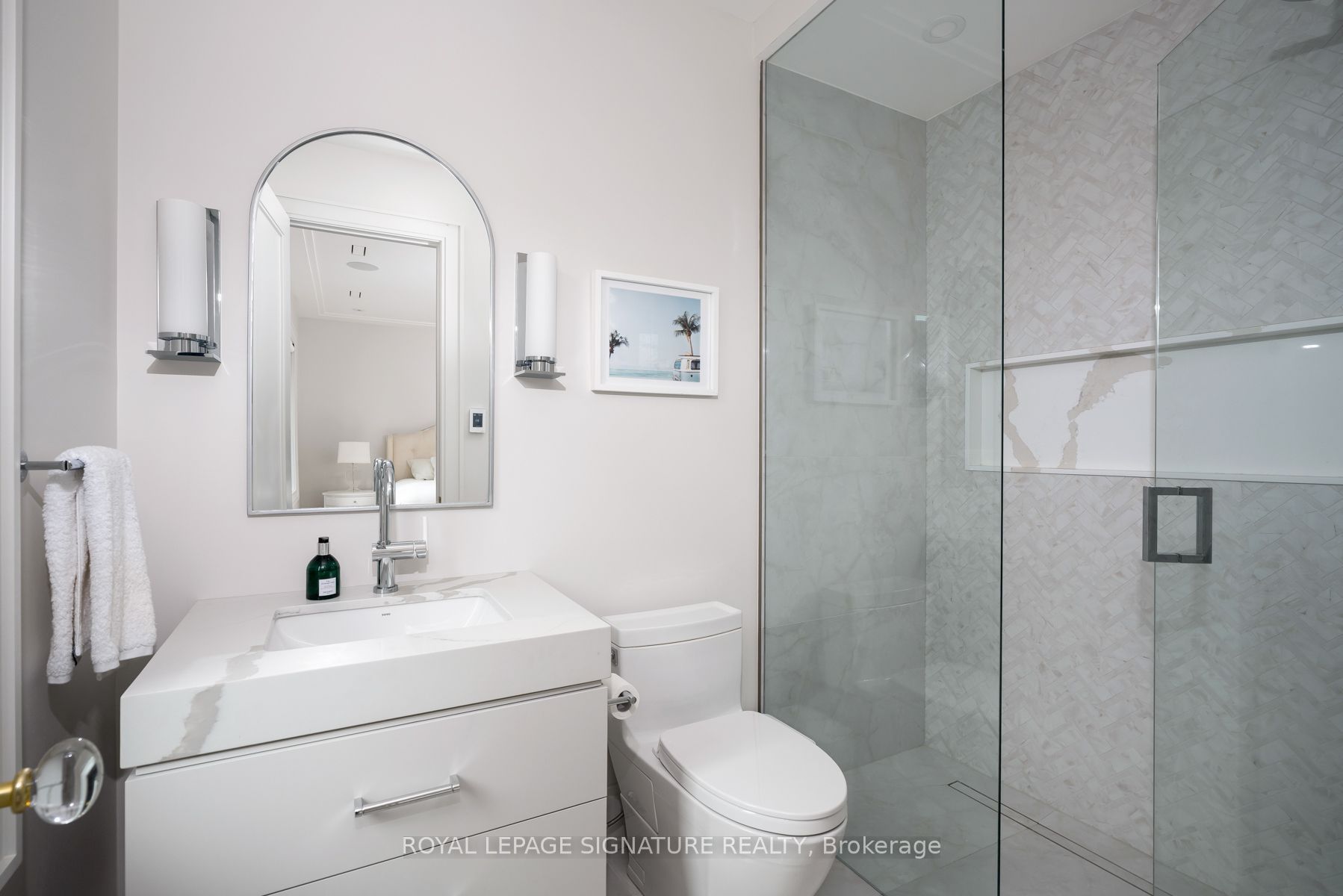 20 Rochester Avenue Property Photo 31