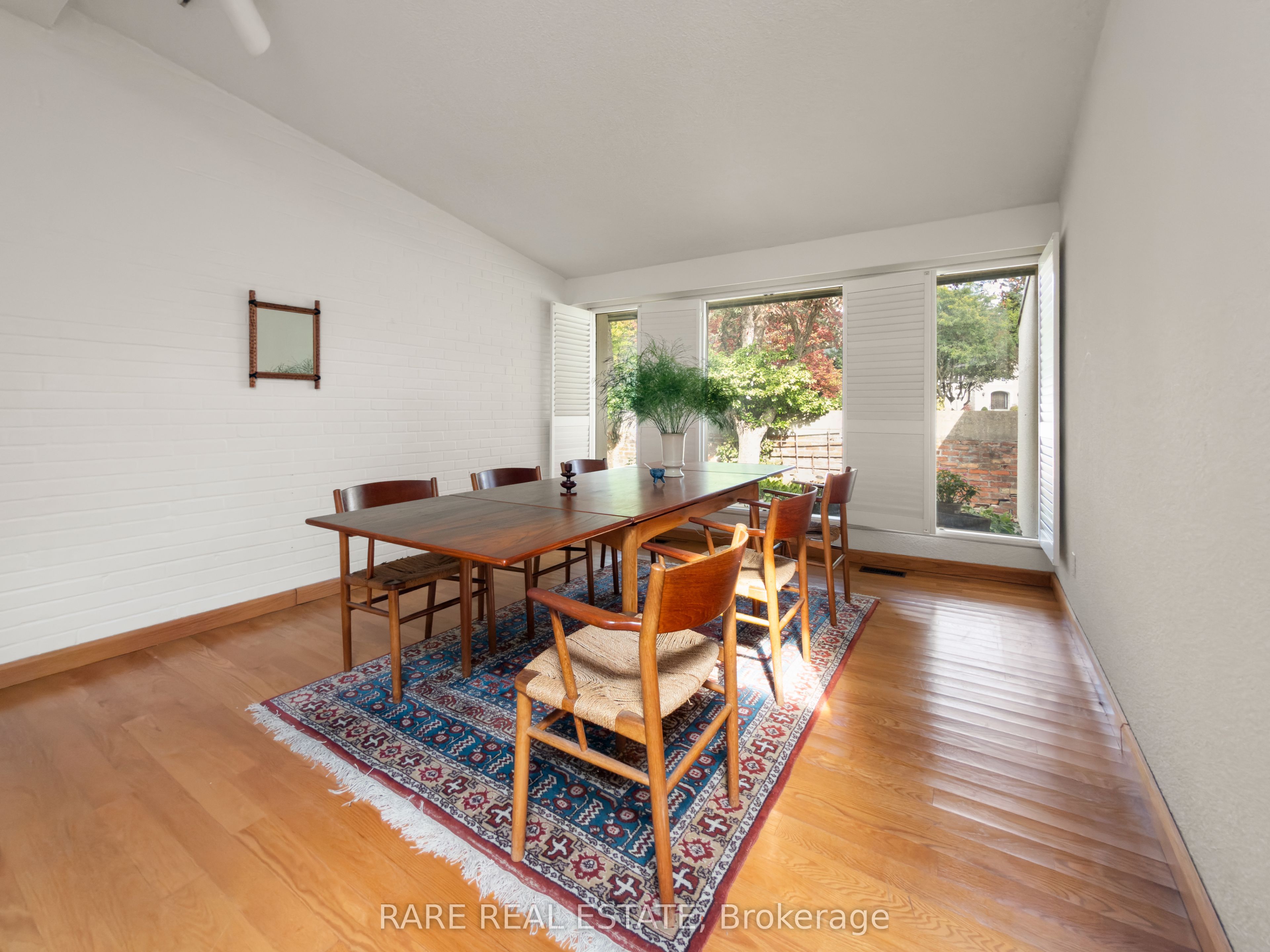 10 Wetherfield Place Property Photo 7