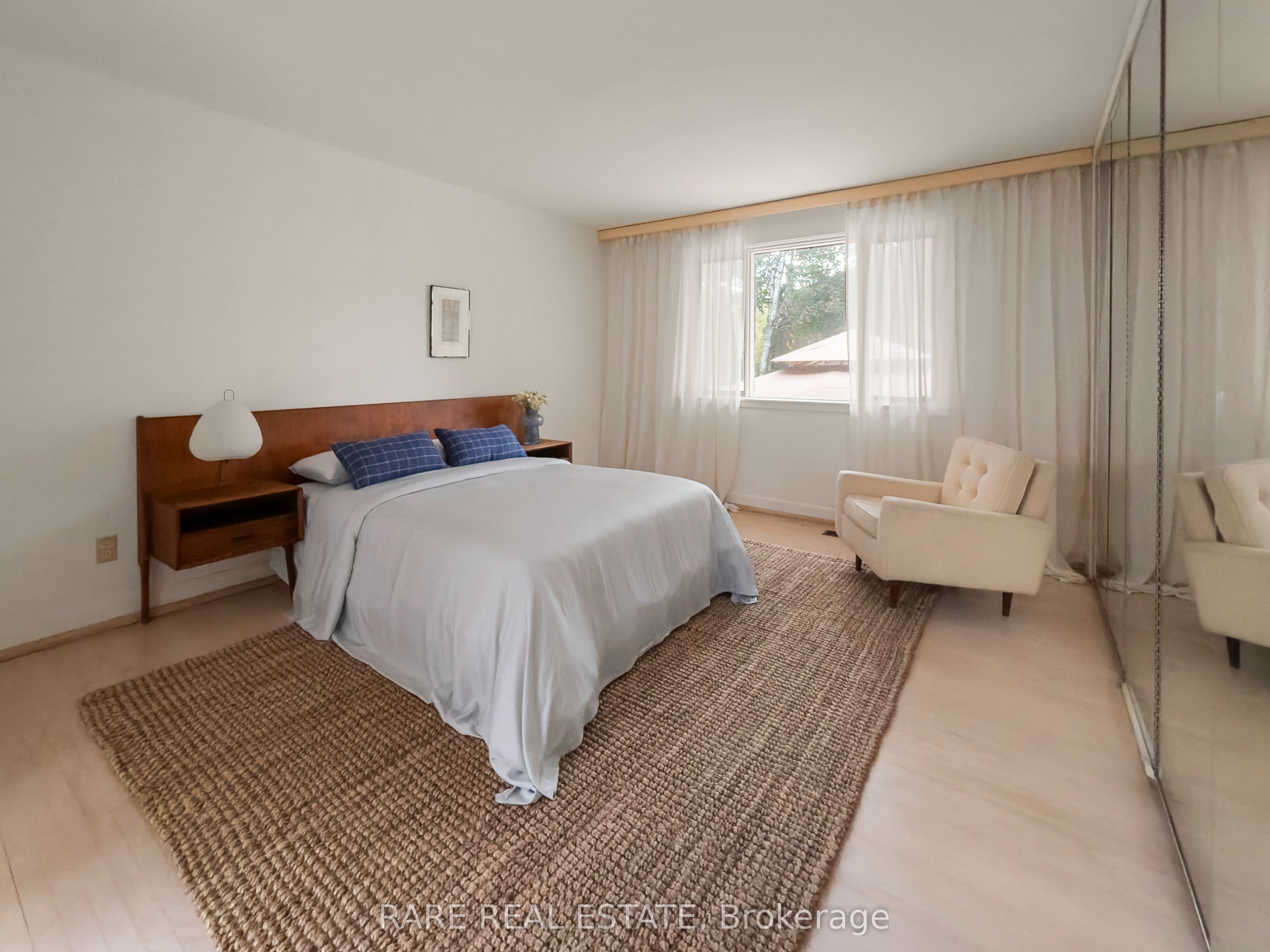10 Wetherfield Place Property Photo 18