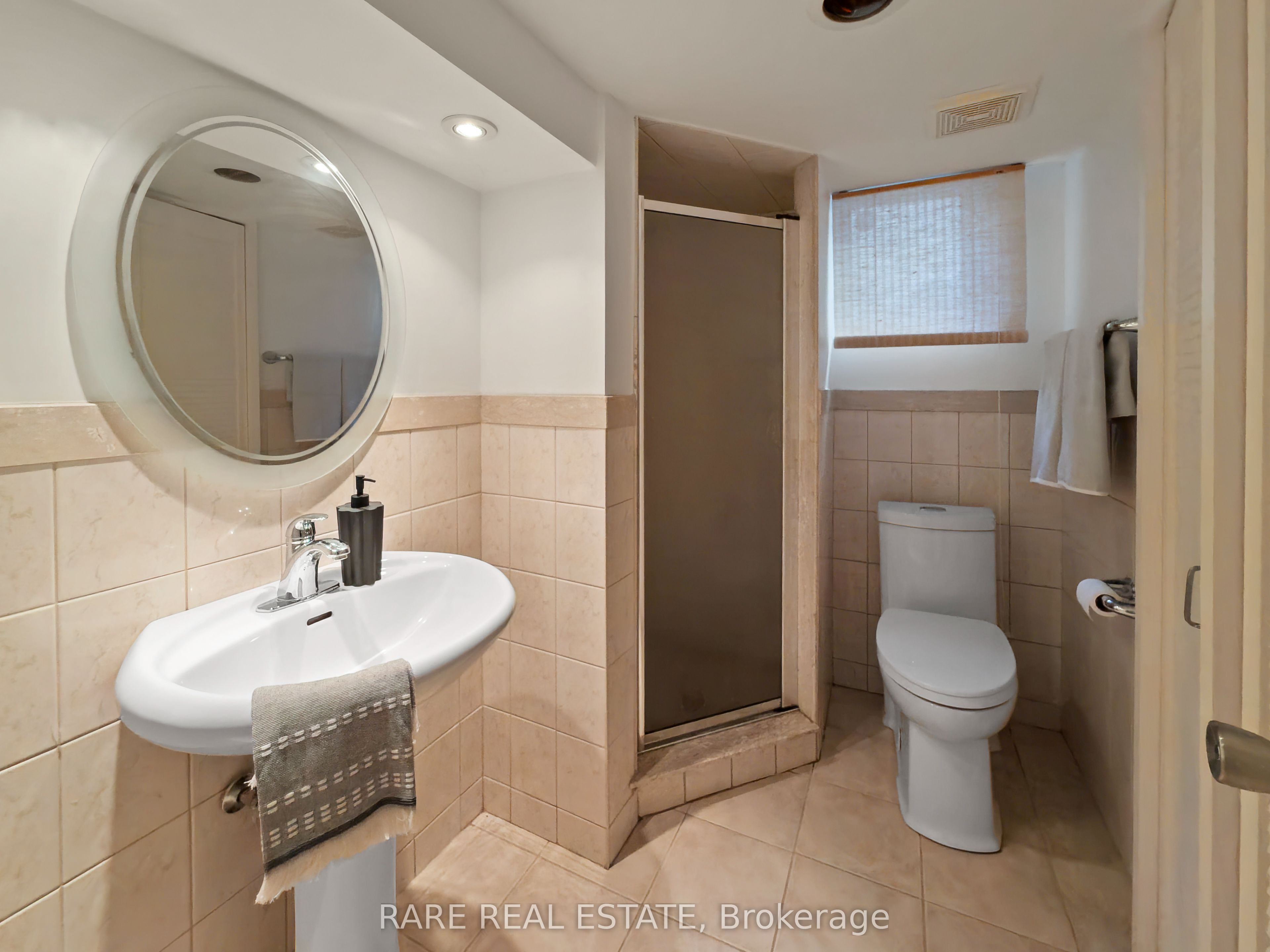 10 Wetherfield Place Property Photo 32