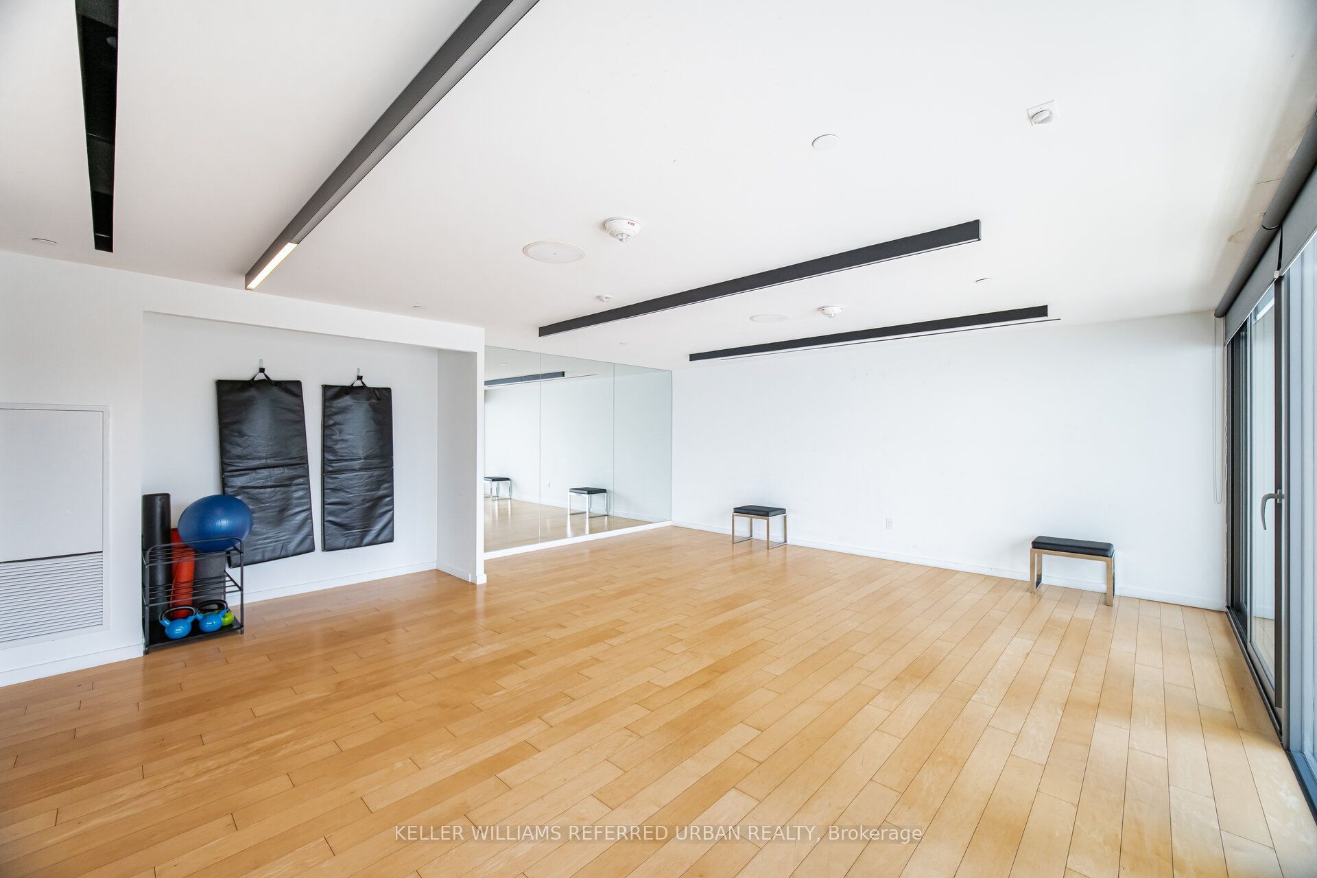 170 Bayview Avenue Th105 Property Photo 29