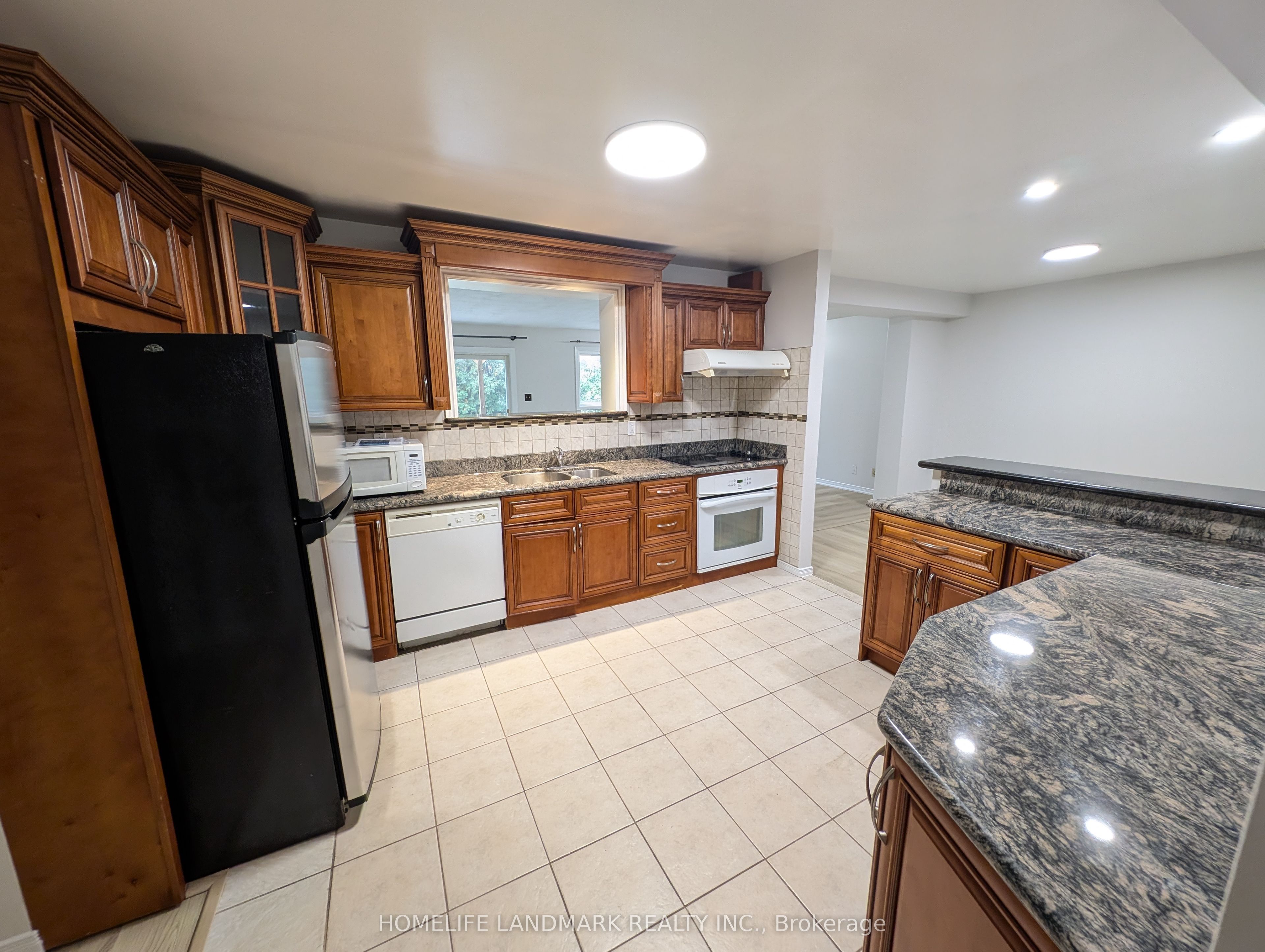 22 Threadneedle Crescent Property Photo 6