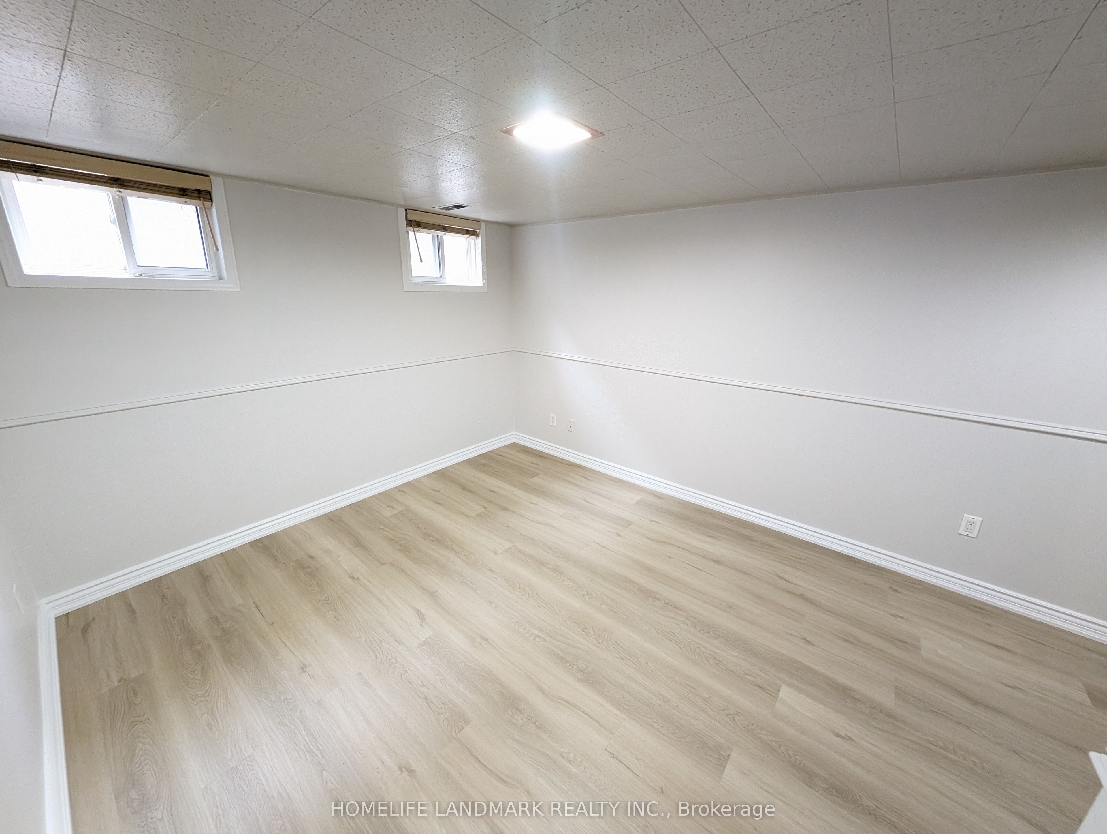 22 Threadneedle Crescent Property Photo 24